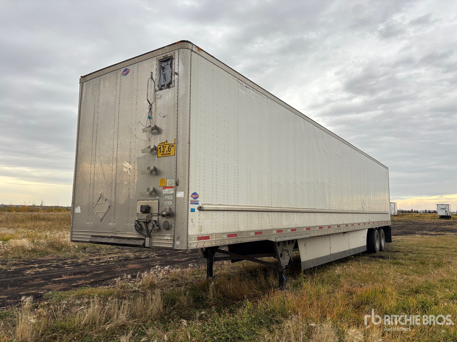 Photo of 2017 Utility 53 ft x 102 in T/A