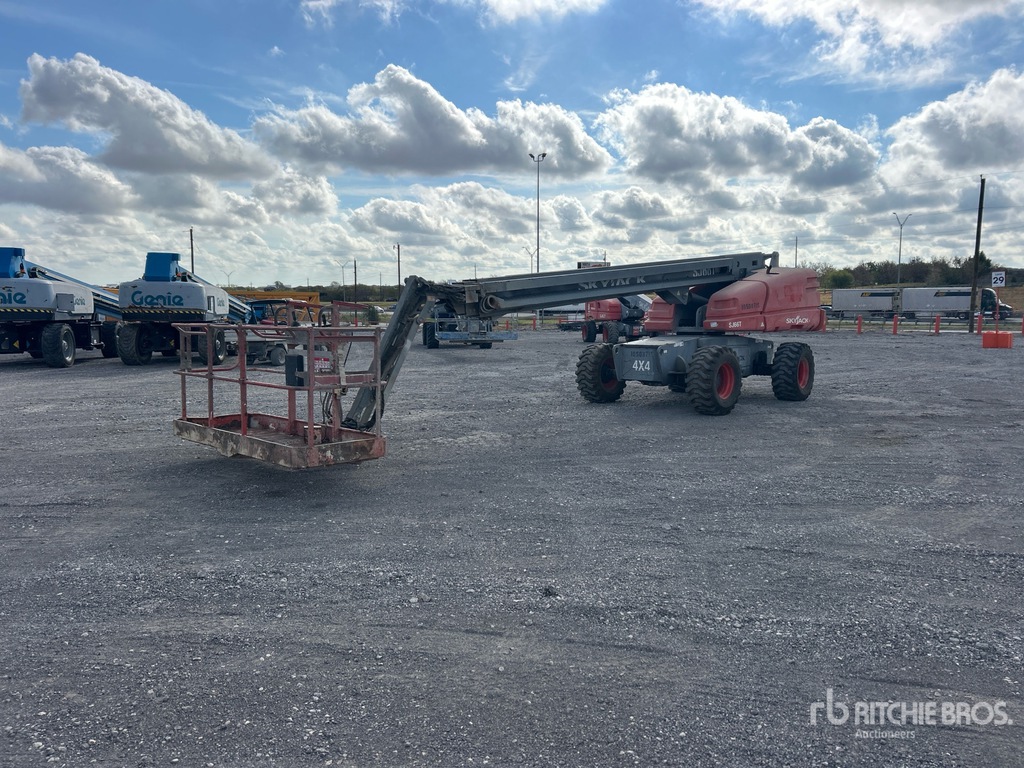 General Appearance with Featured Photo