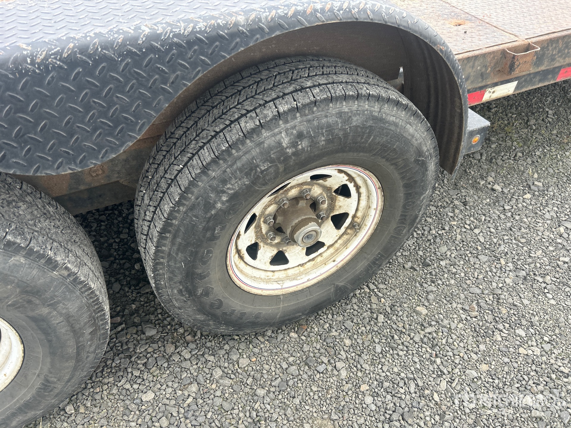 2005 Load Trail 24 ft T/A