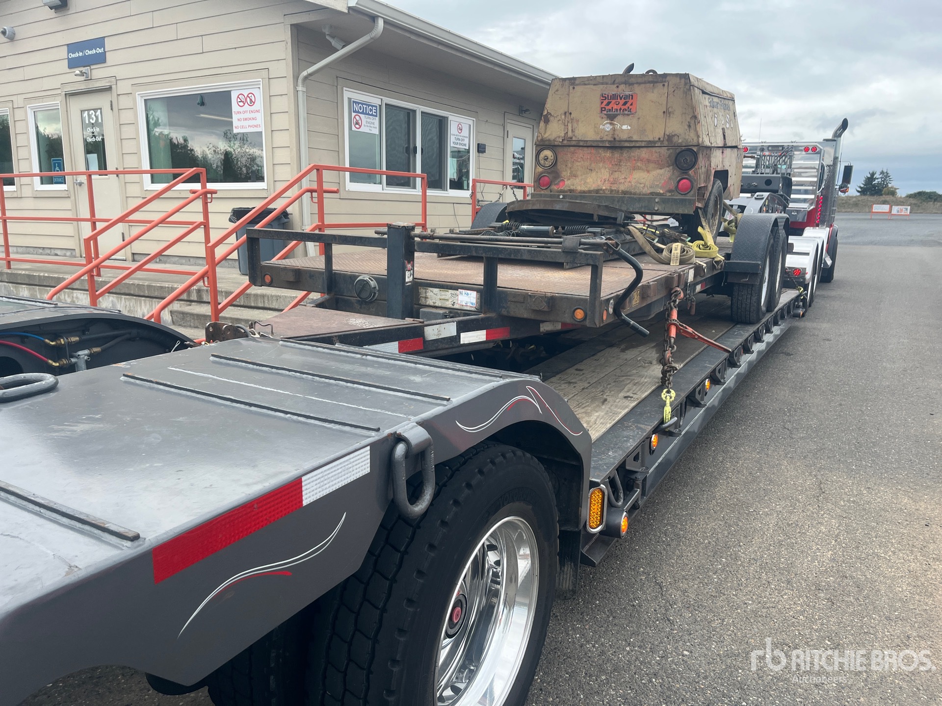 2005 Load Trail 24 ft T/A