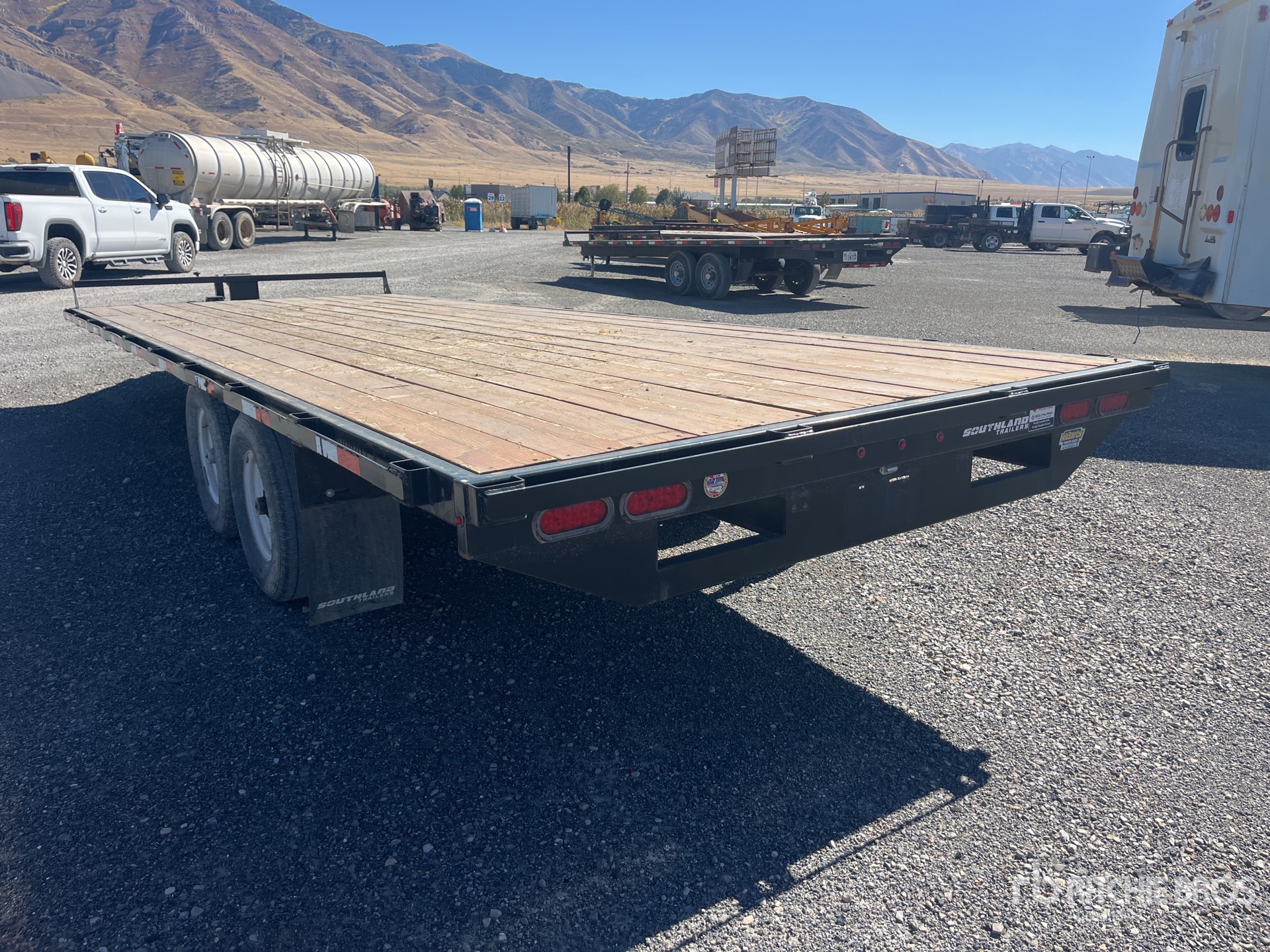 2022 Southland 22 ft T/A