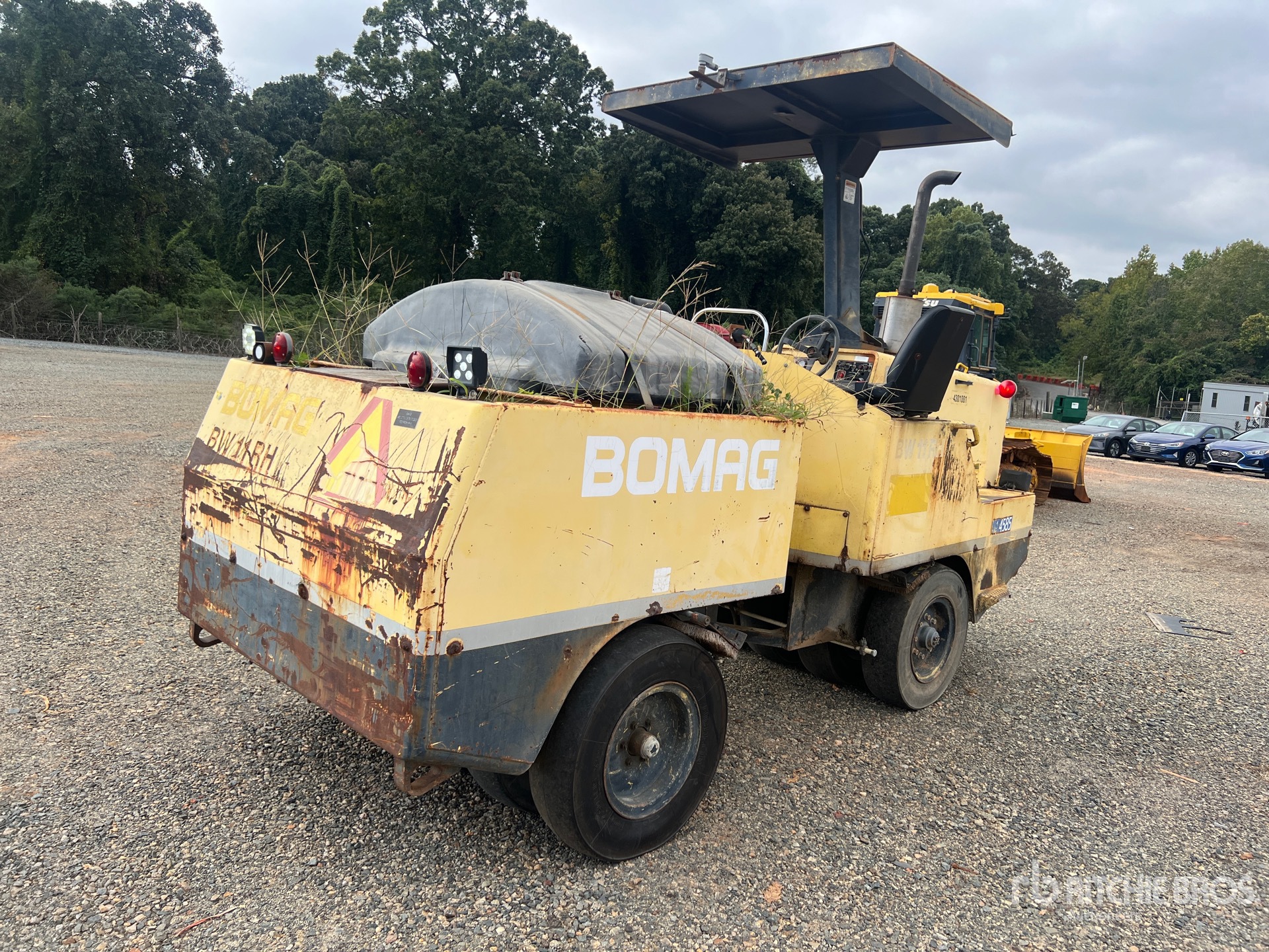 2004 Bomag BW11R-H