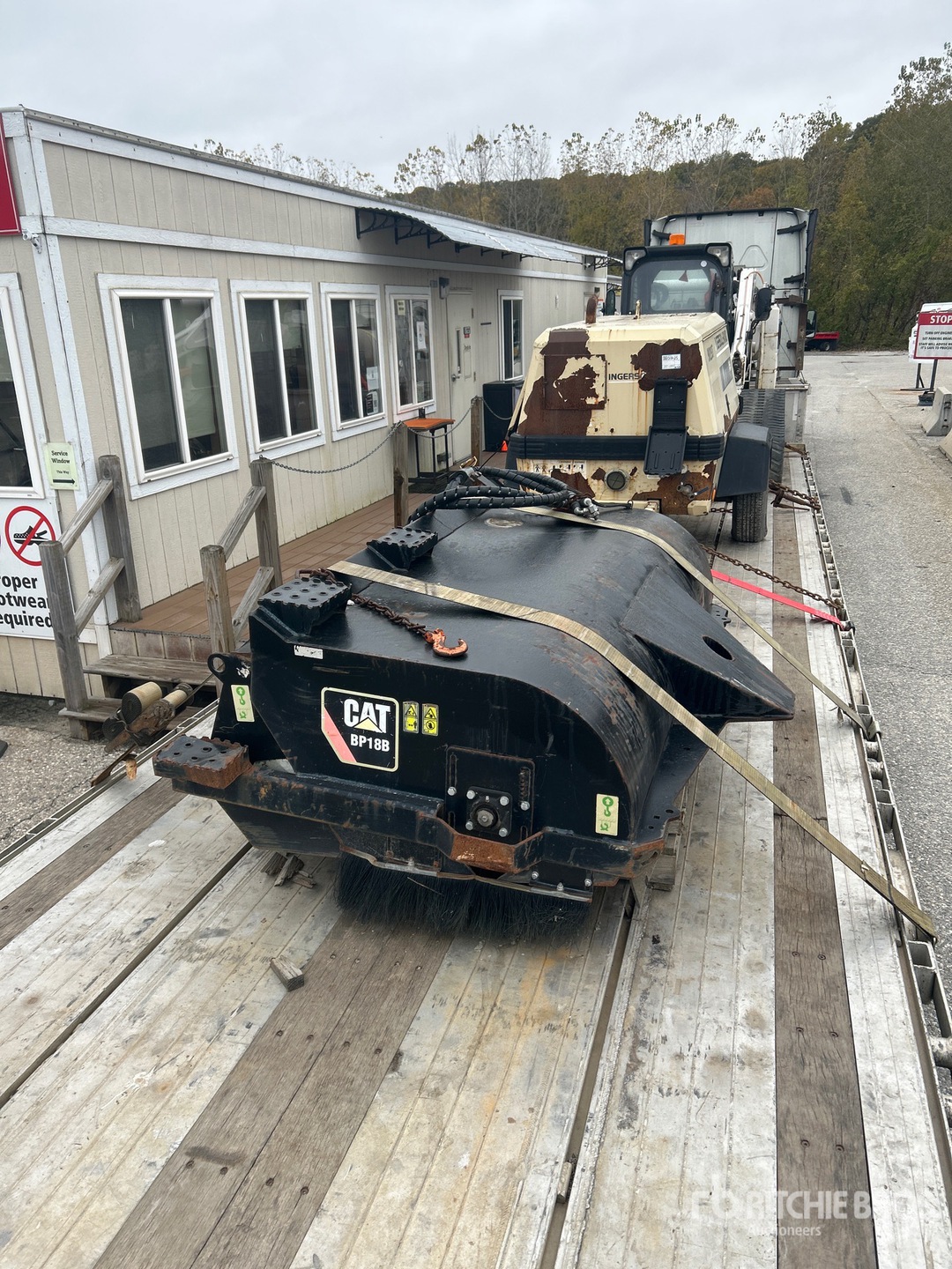 2011 Caterpillar BP18B