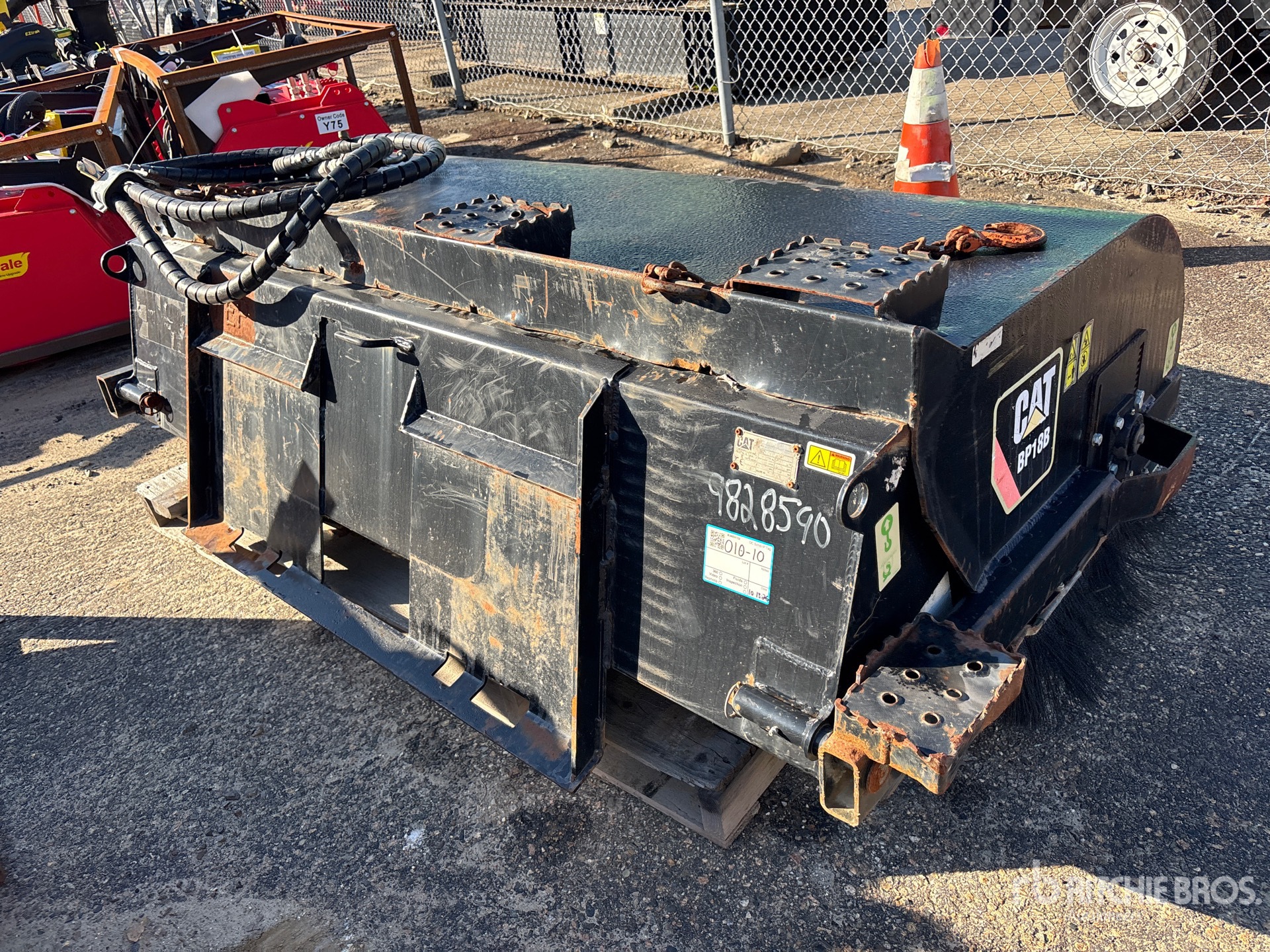 2011 Caterpillar BP18B