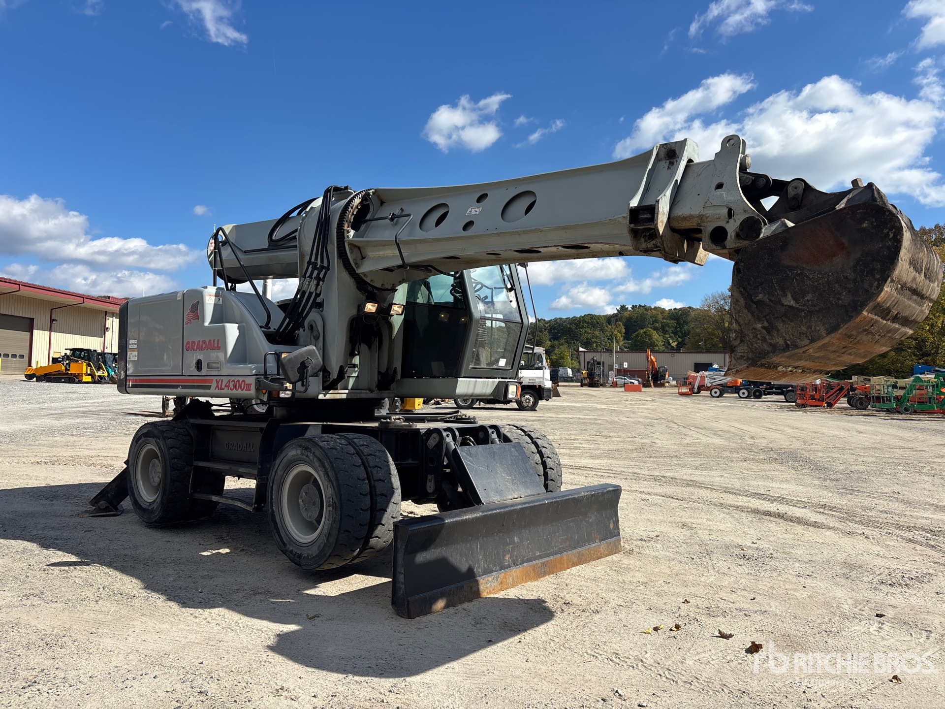 2010 Gradall XL4300III