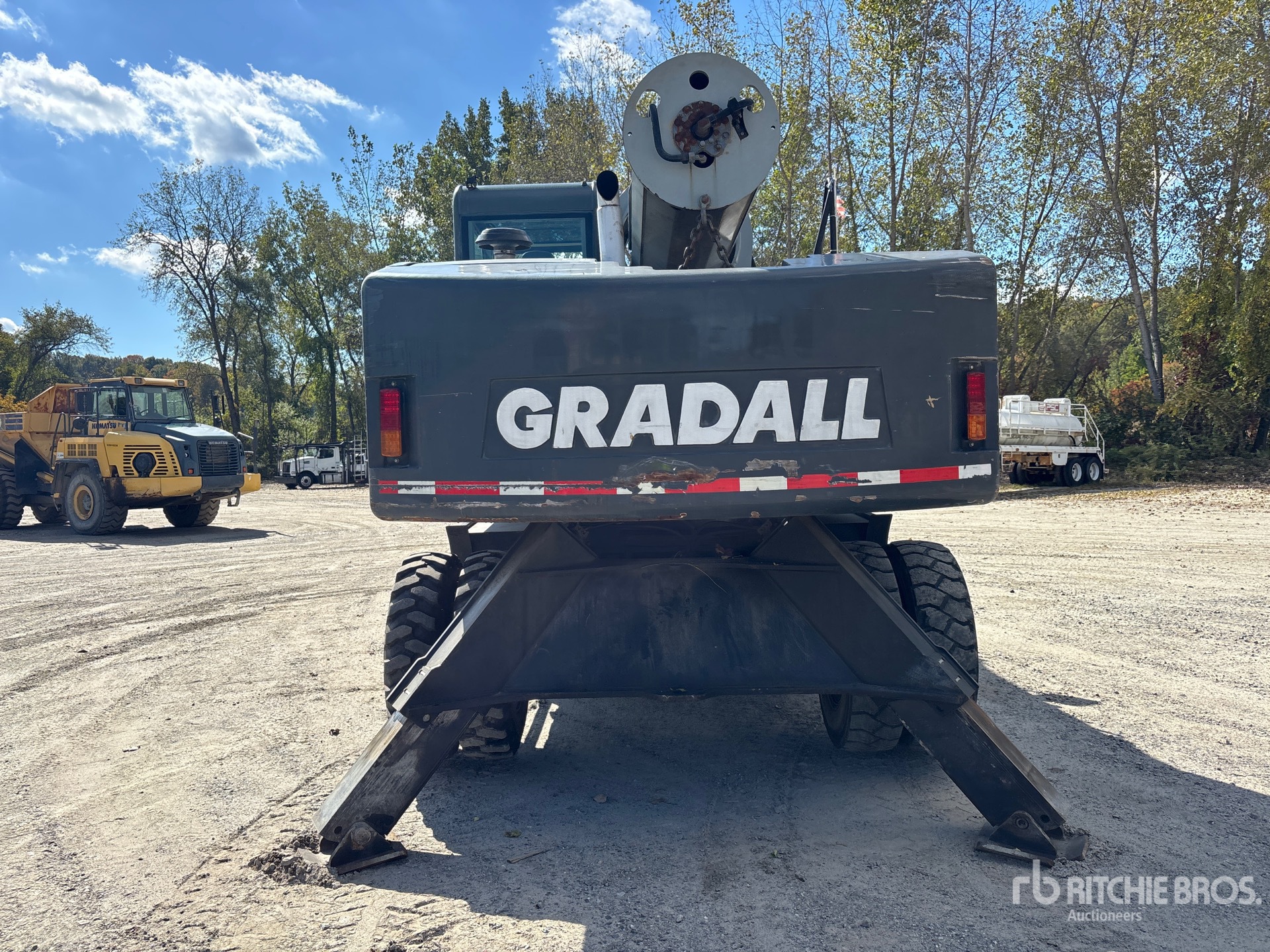 2010 Gradall XL4300III
