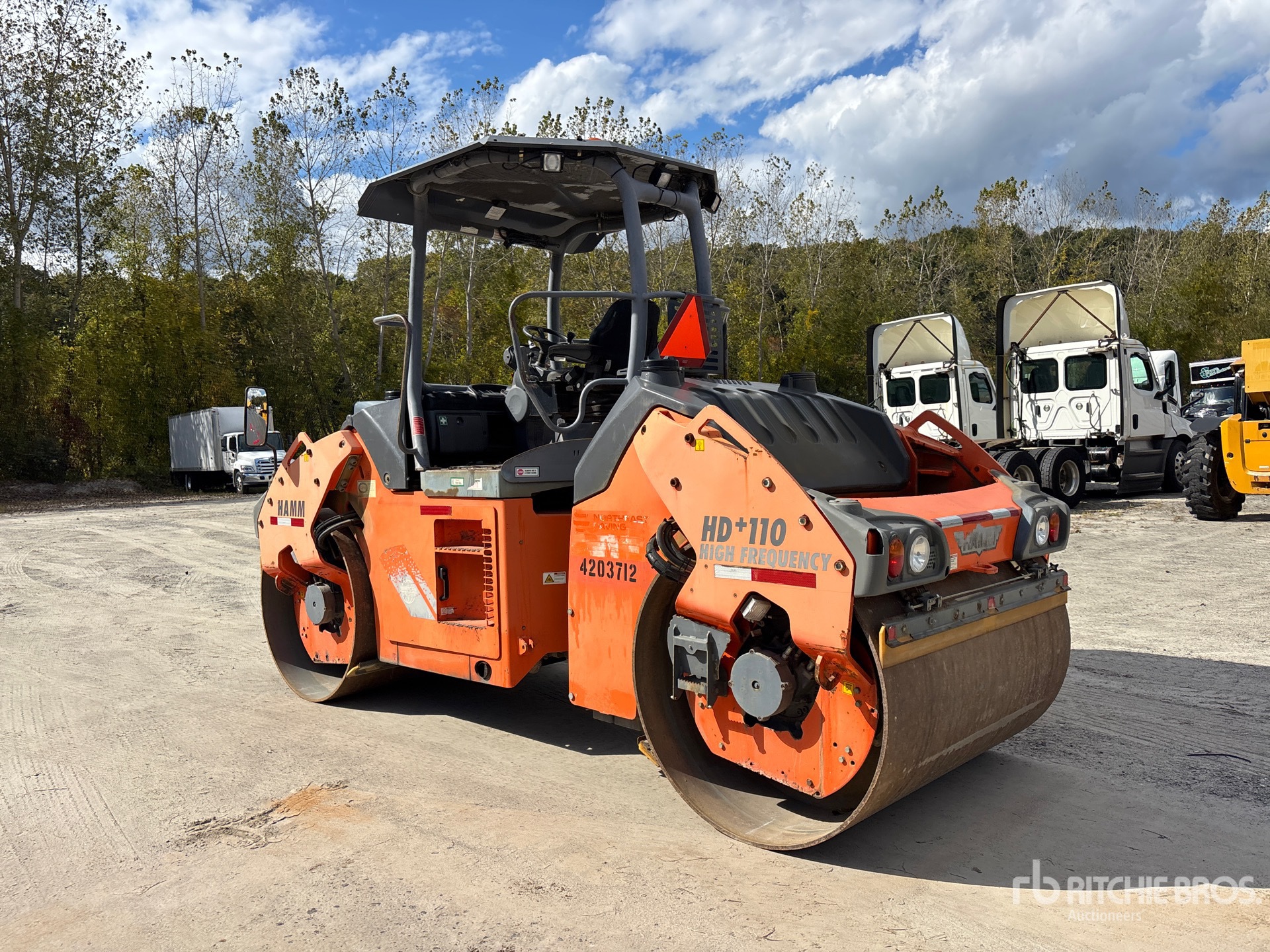 2011 Hamm HD+110VV HF