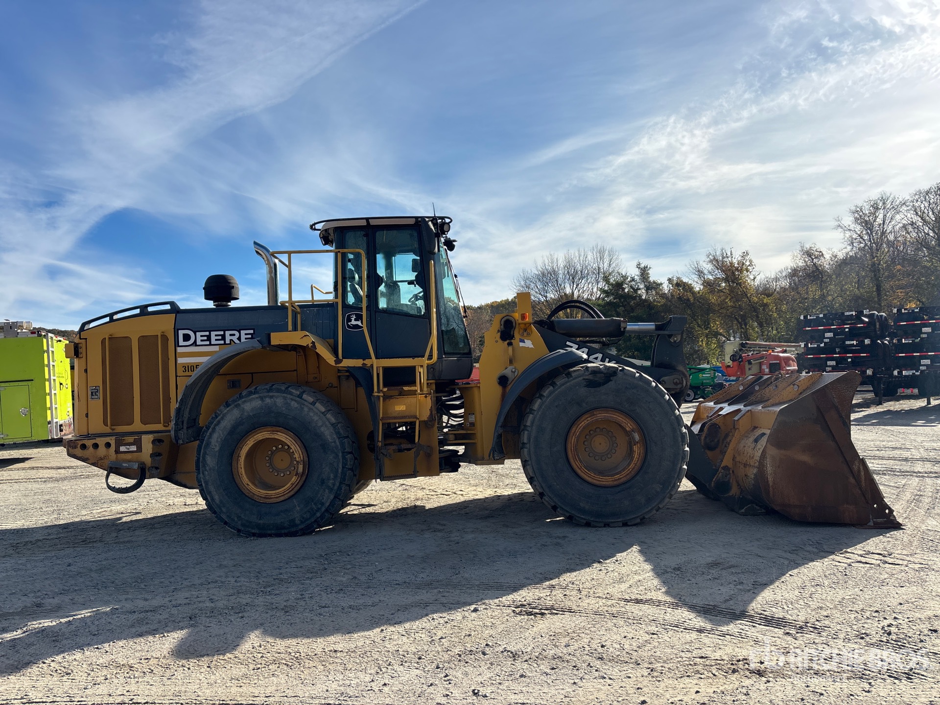 2010 John Deere 744K