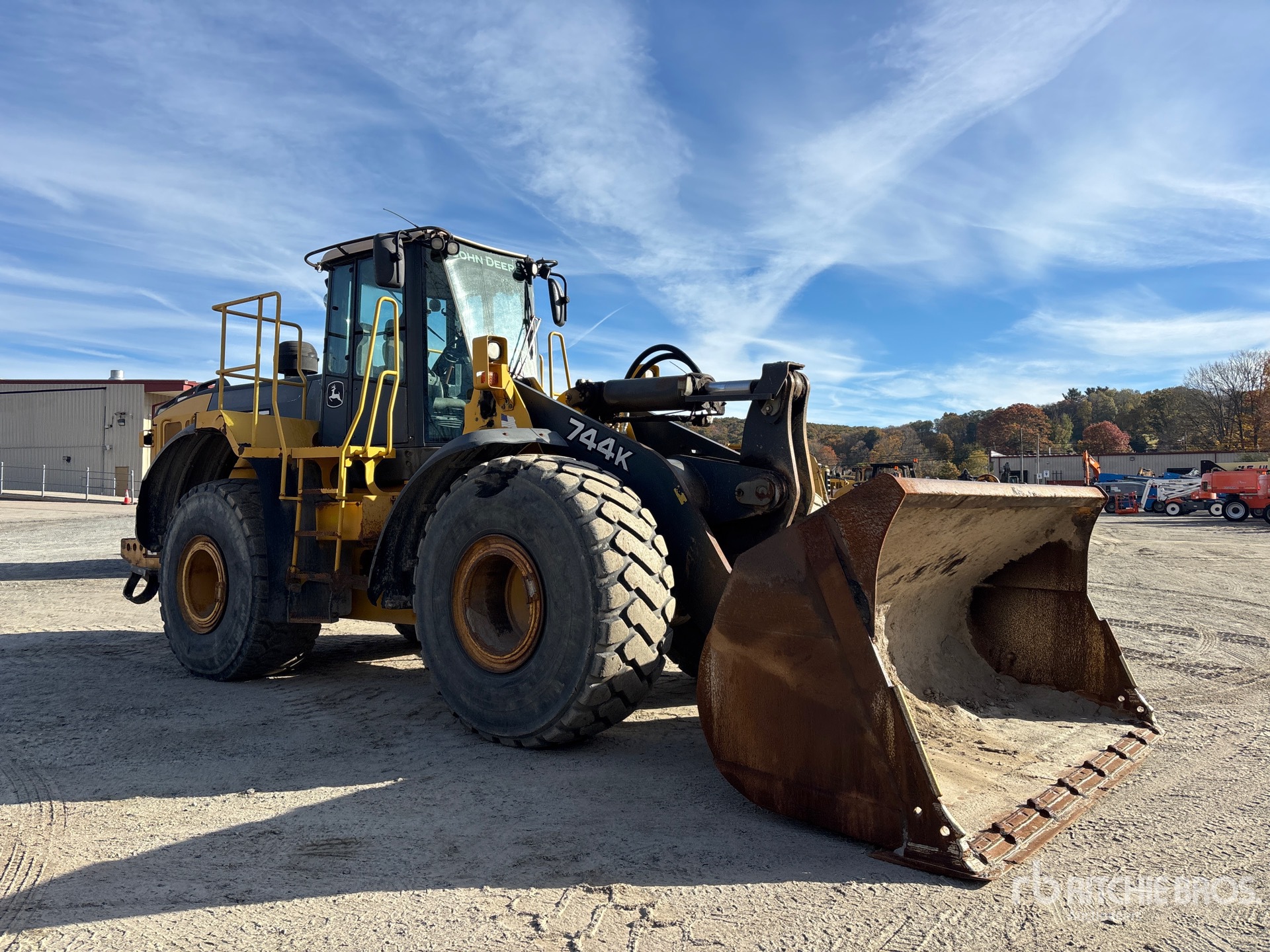 2010 John Deere 744K