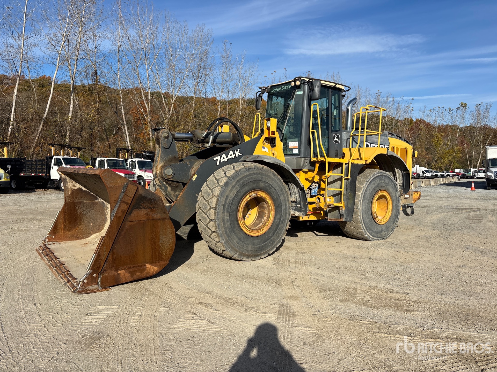 2010 John Deere 744K