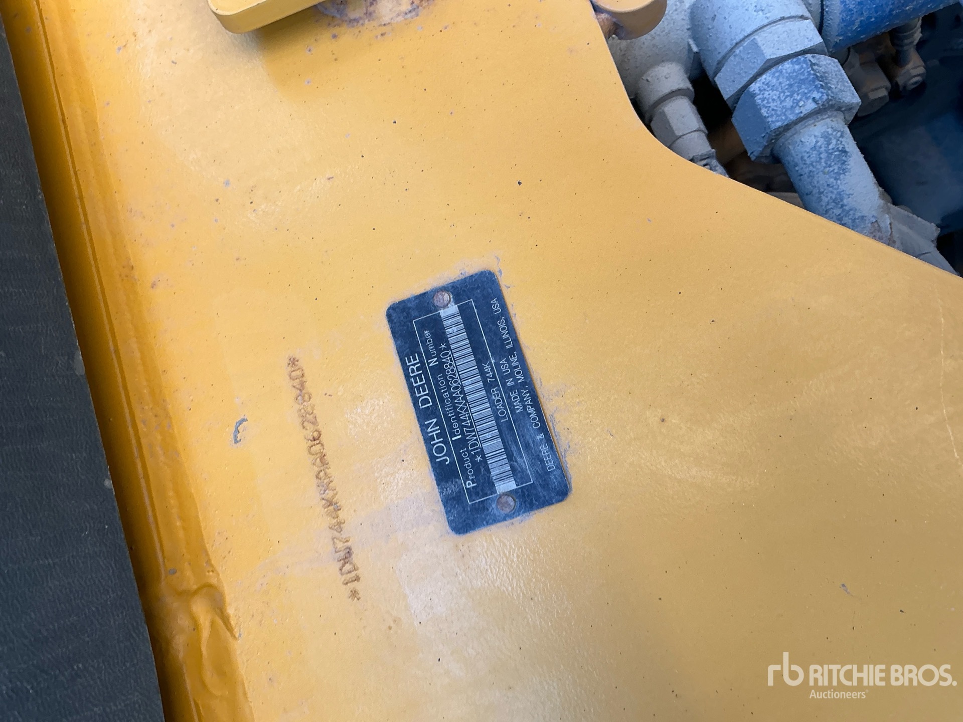 2010 John Deere 744K
