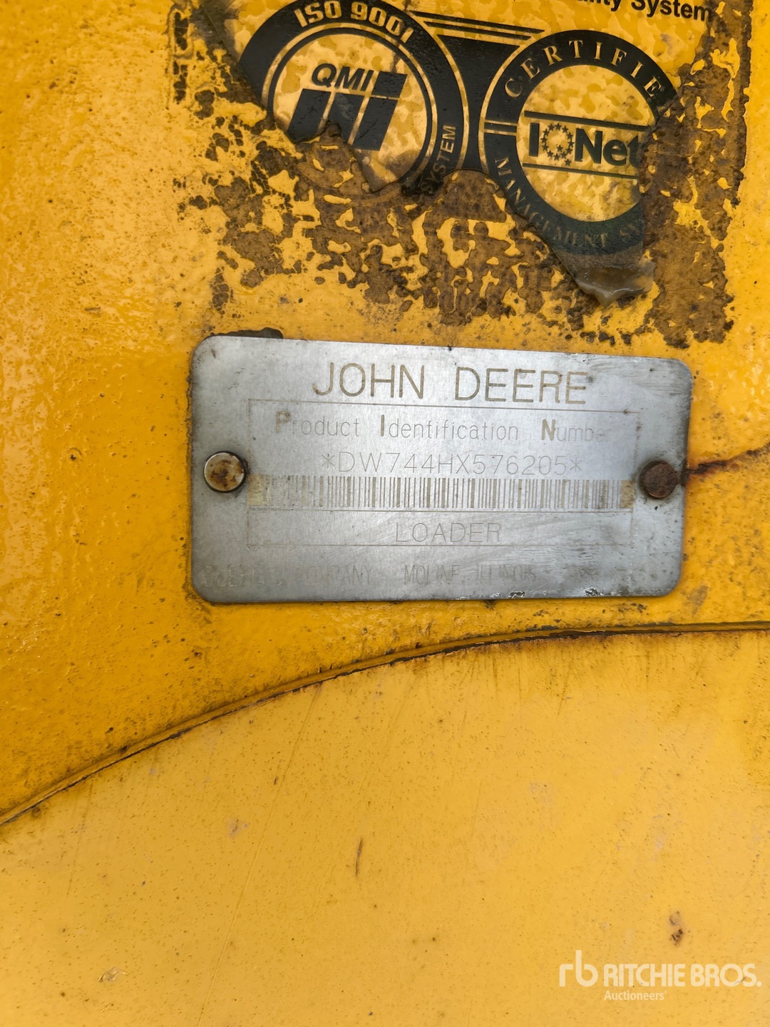 2000 John Deere 744H