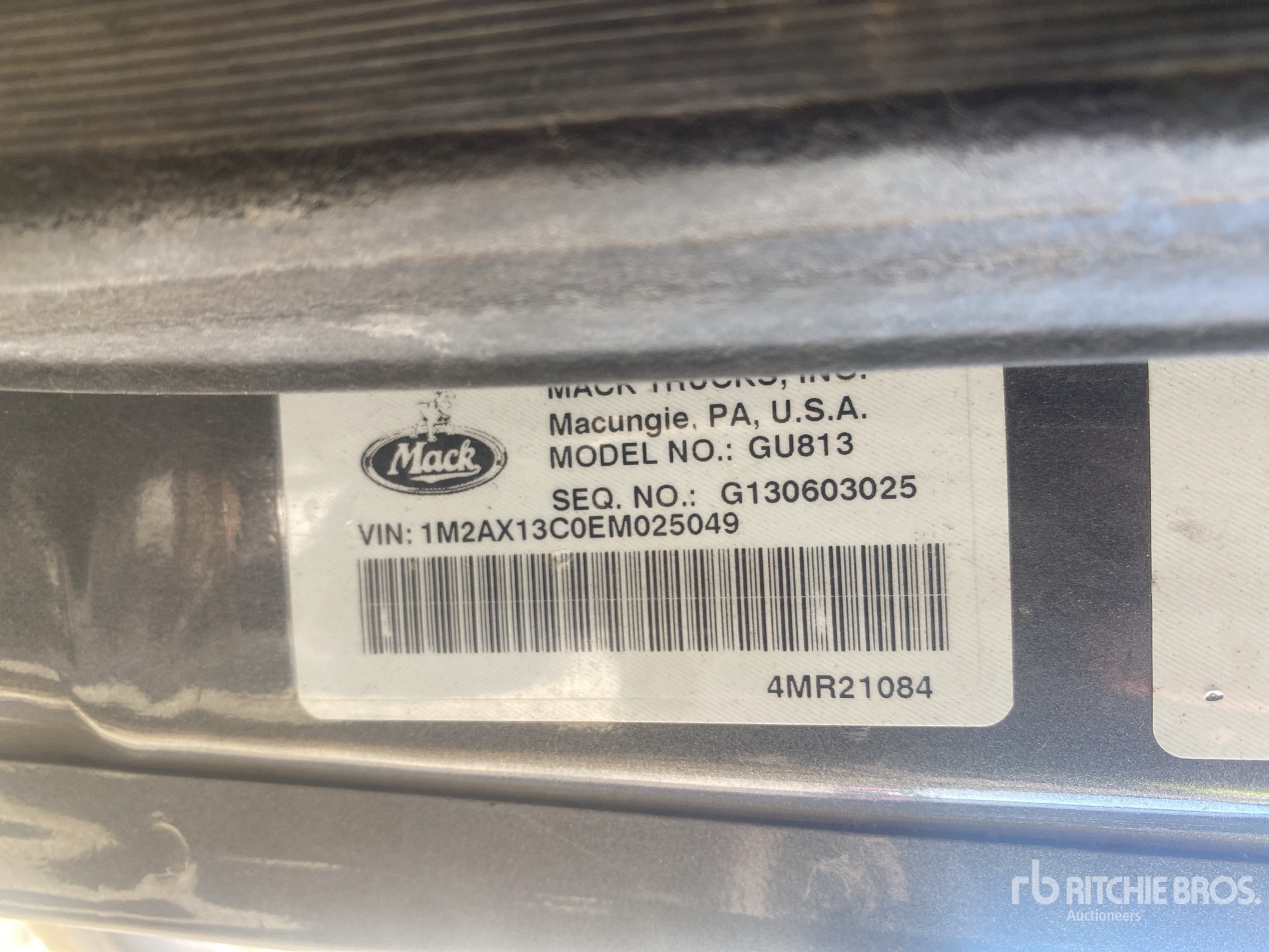 2014 Mack GU813