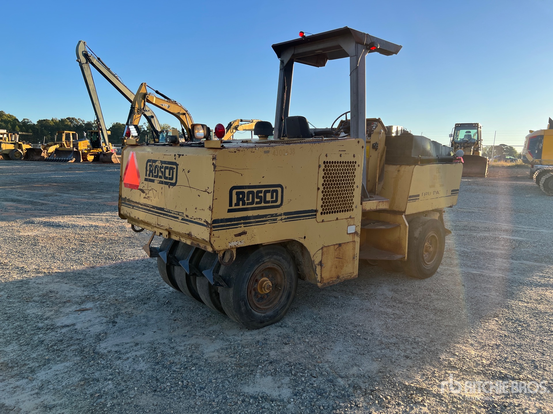 1999 Rosco TRU-PAC 915
