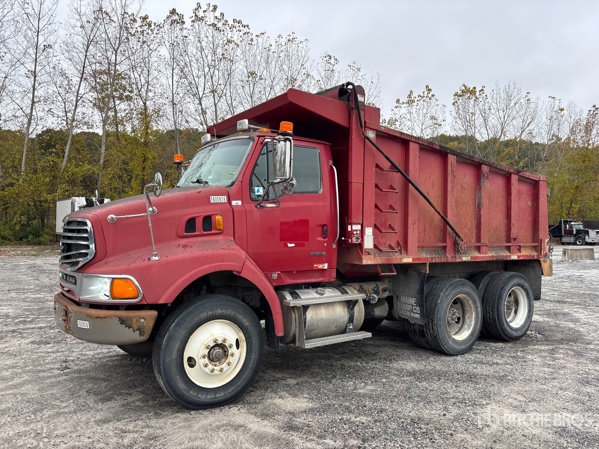 Photo of 2004 Sterling LT8500