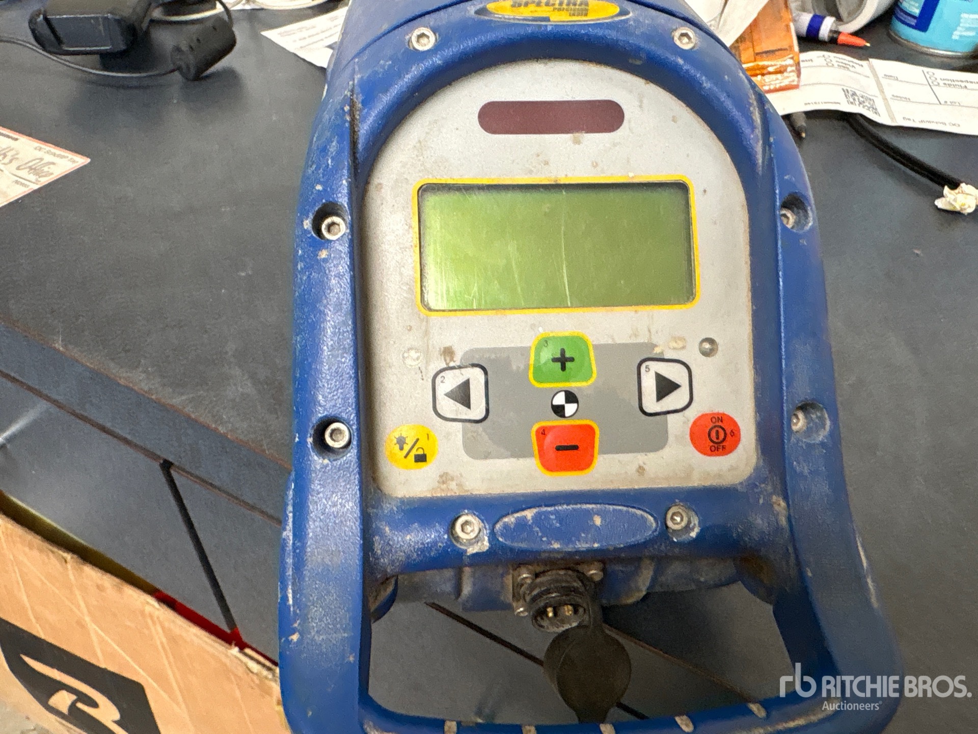 2016 Trimble DG711