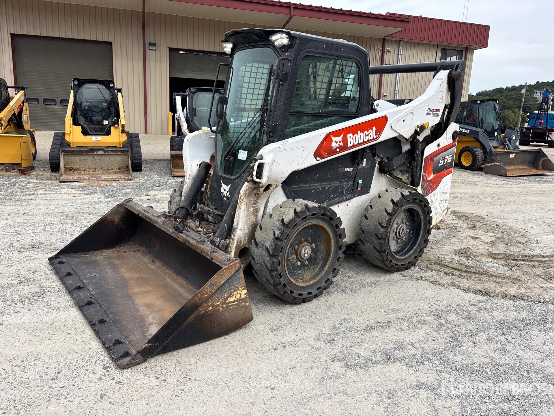 2022 Bobcat S76