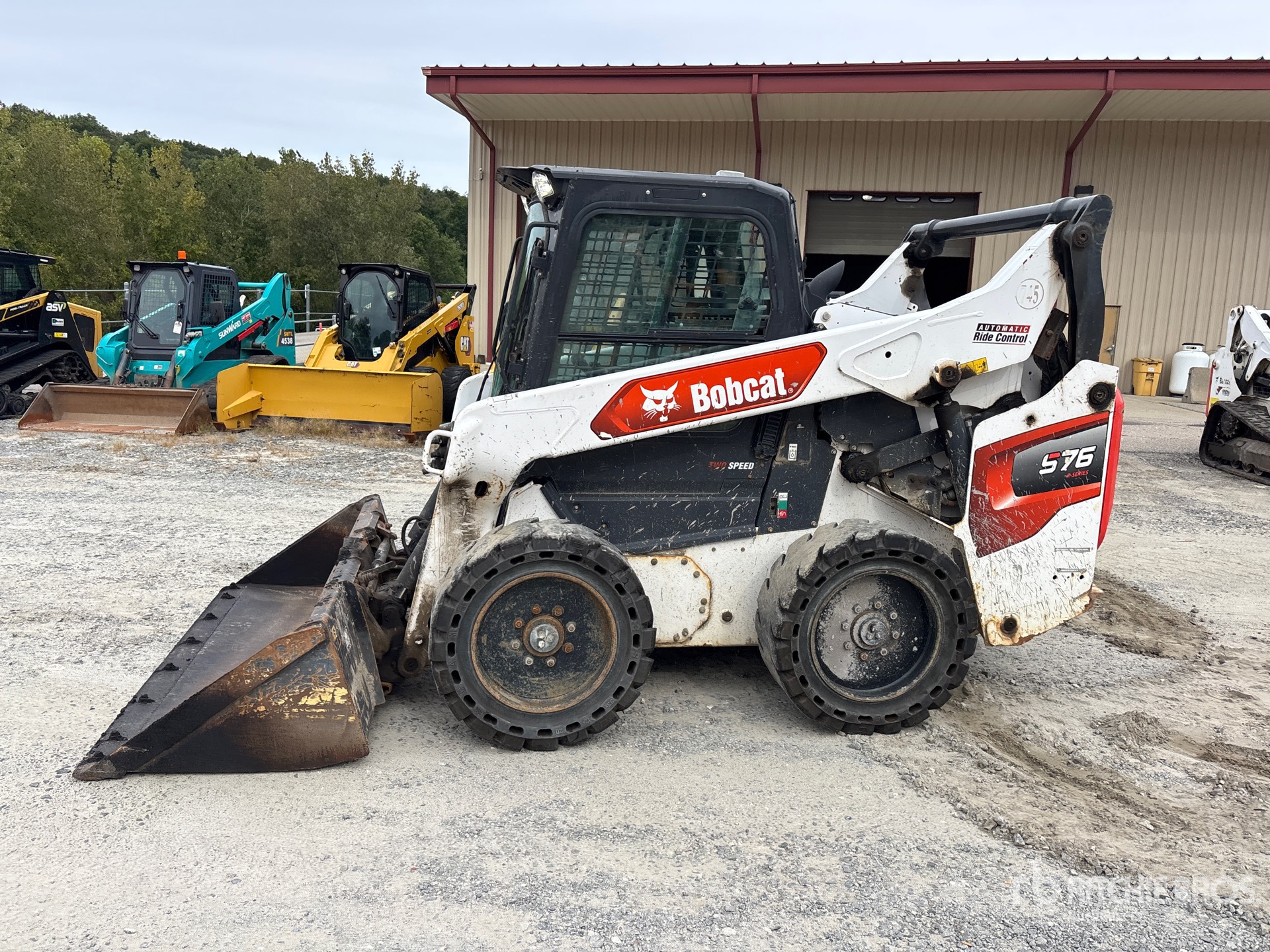 2022 Bobcat S76