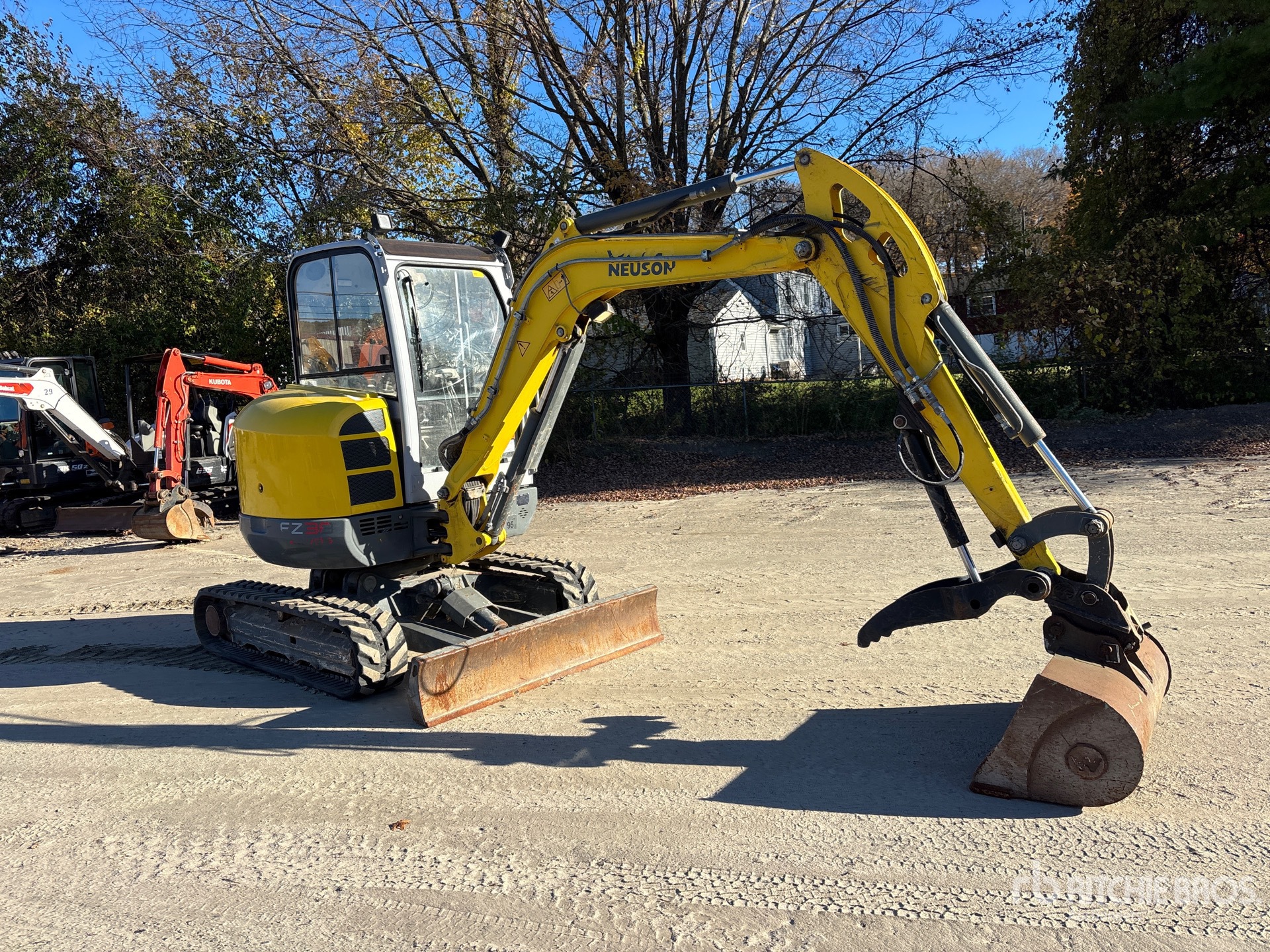 2016 Wacker Neuson EZ38