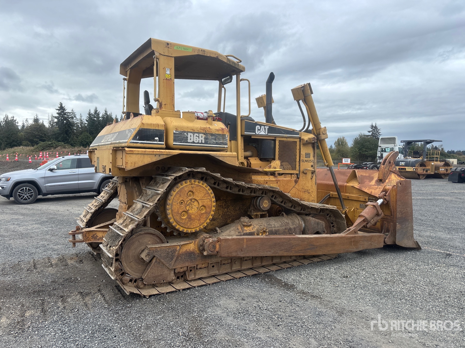 1998 Caterpillar D6R XL