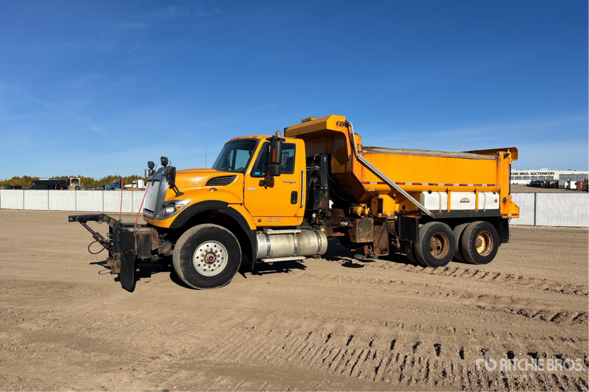 2011 International 7600