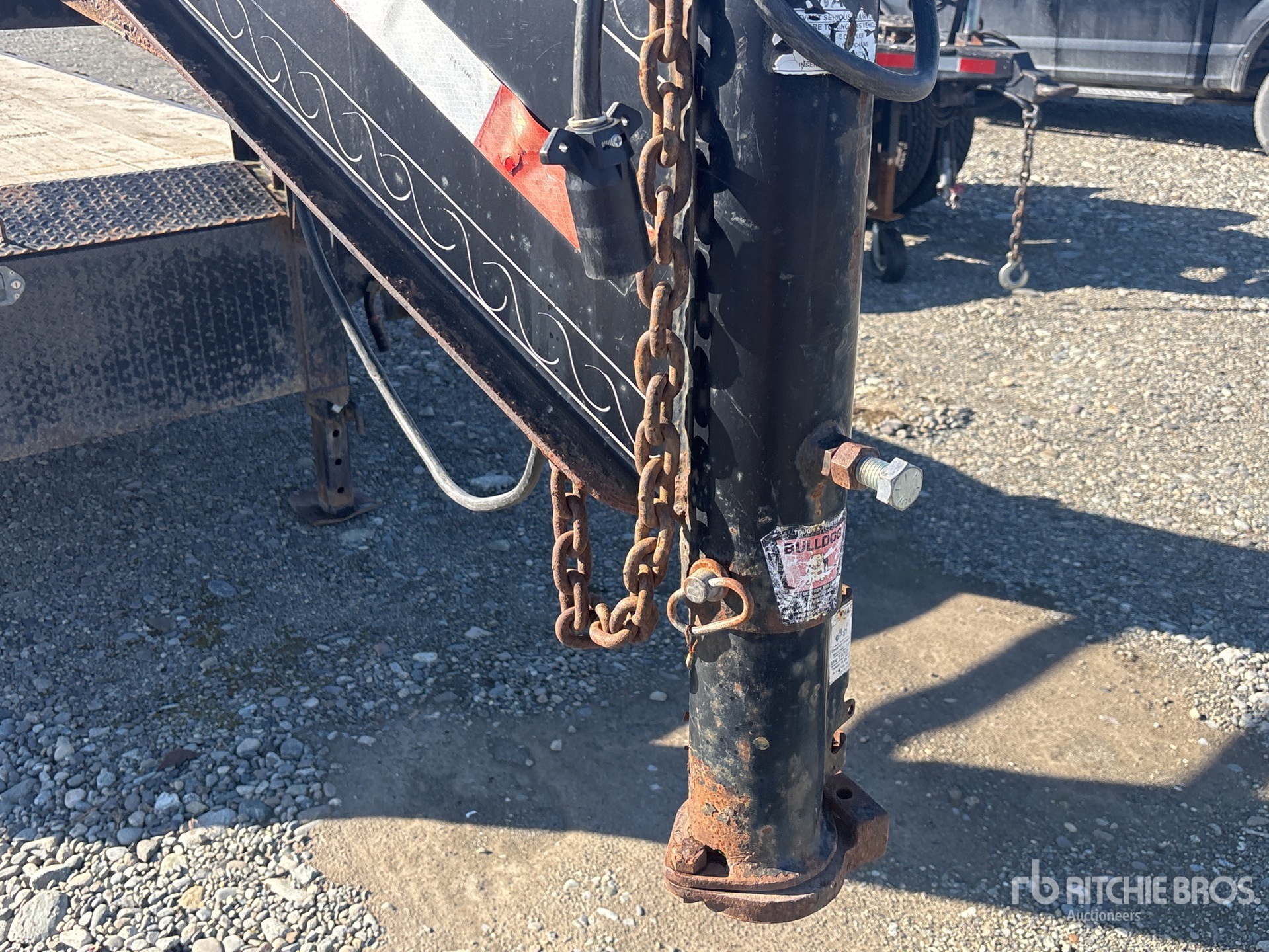 2009 Pj Trailers 29 ft Tri/A Gooseneck