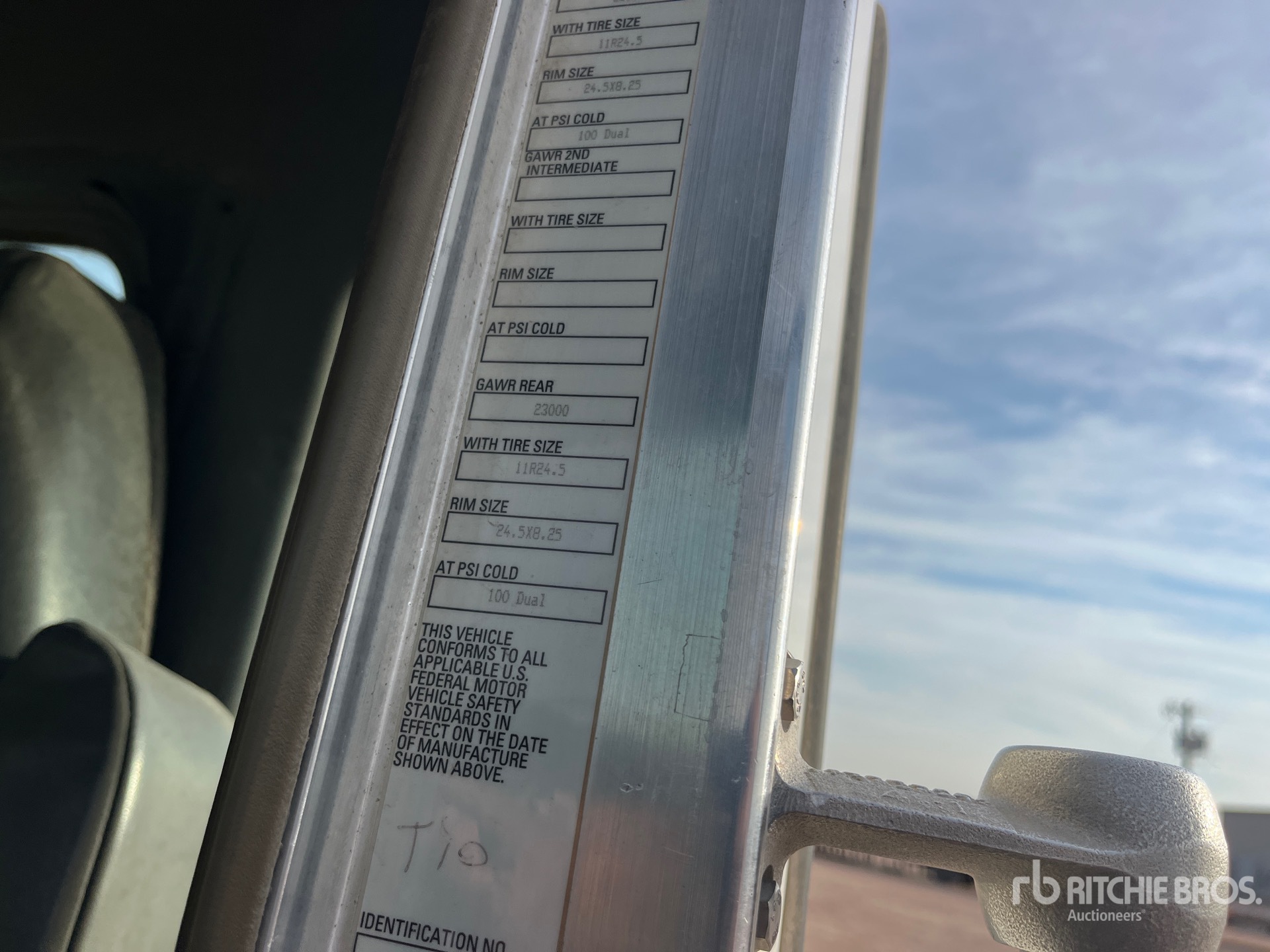 2020 Kenworth T800