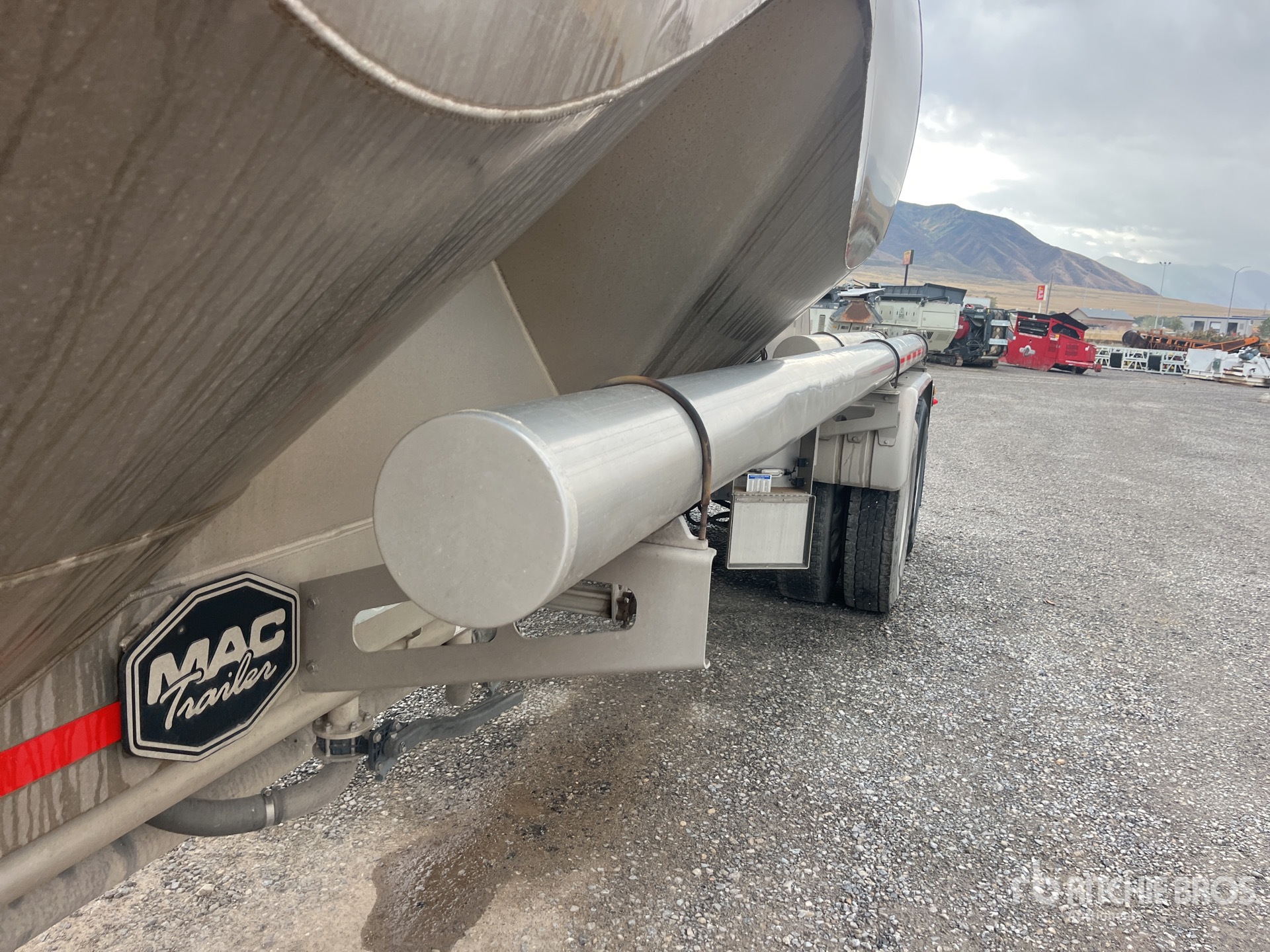 2019 Mac TWIN MAXX