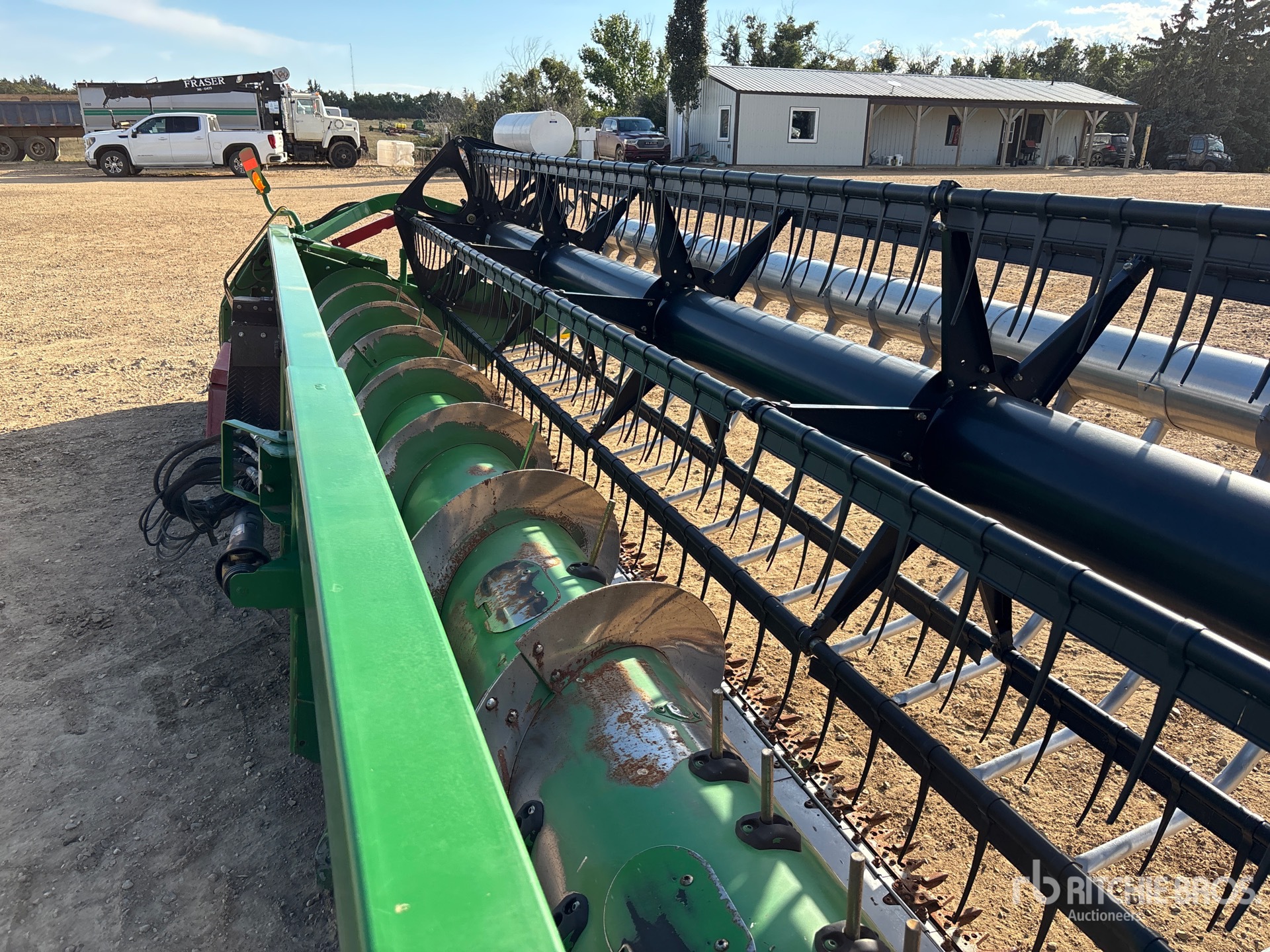 2017 John Deere 635F