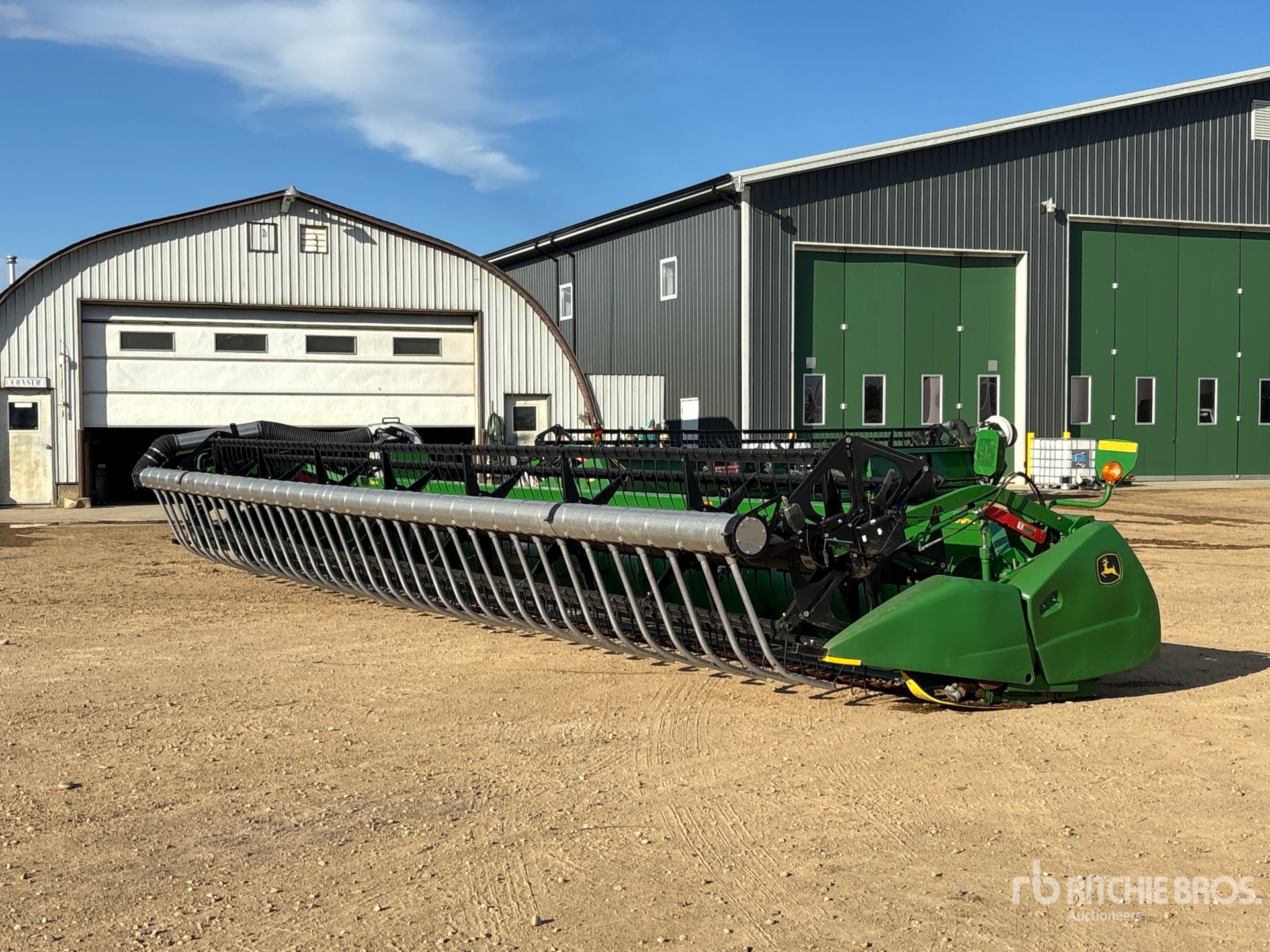Photo of 2017 John Deere 635F
