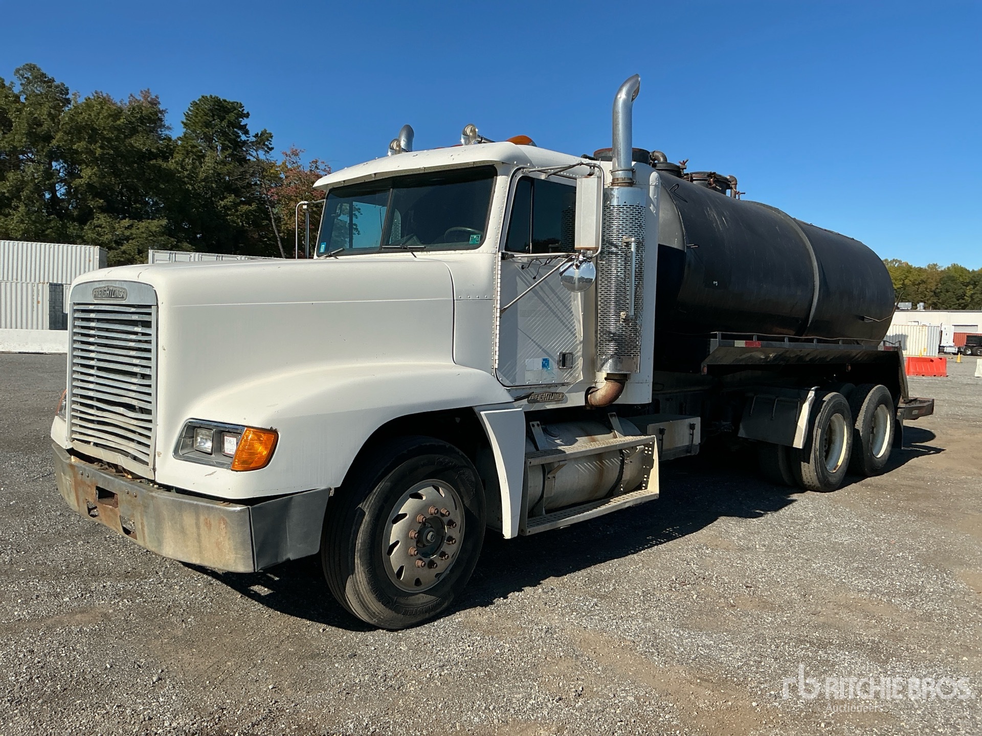 Photo of 1995 Freightliner FL70