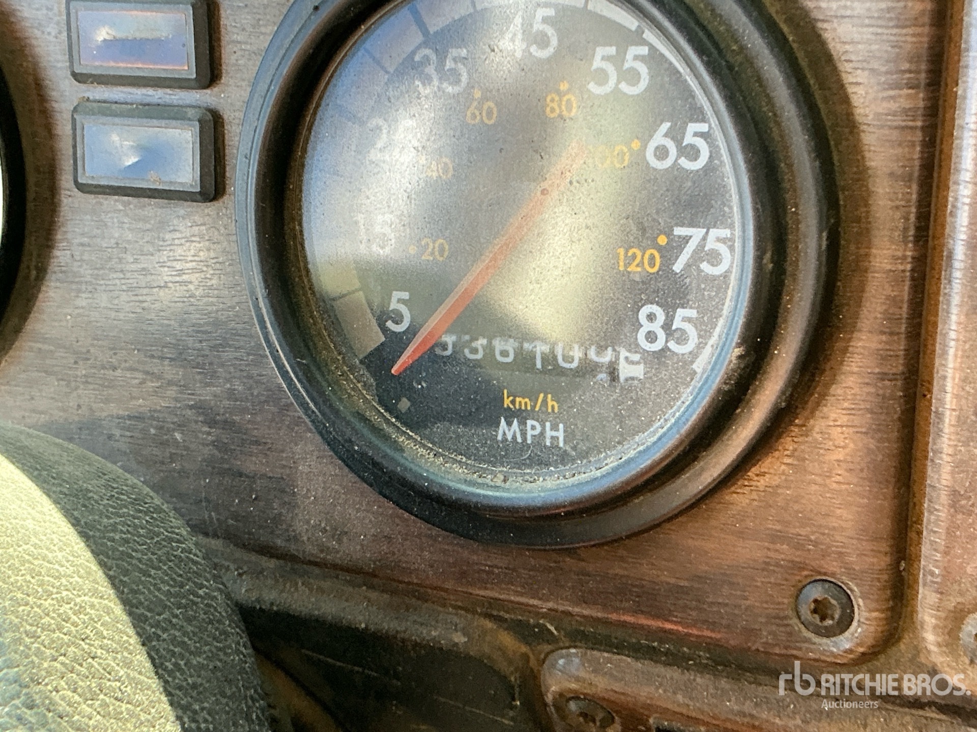 1995 Freightliner FL70