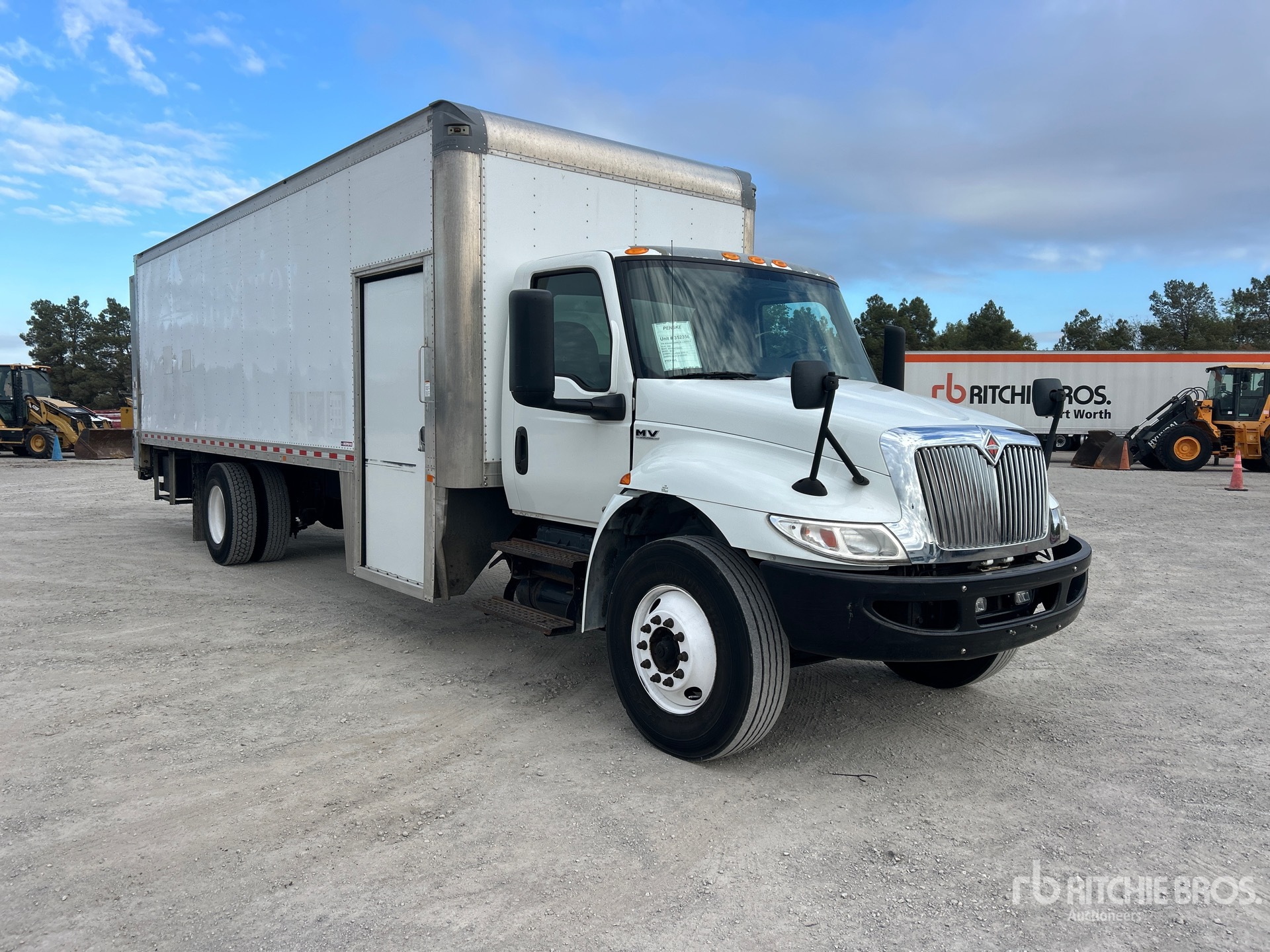 2020 International MV607