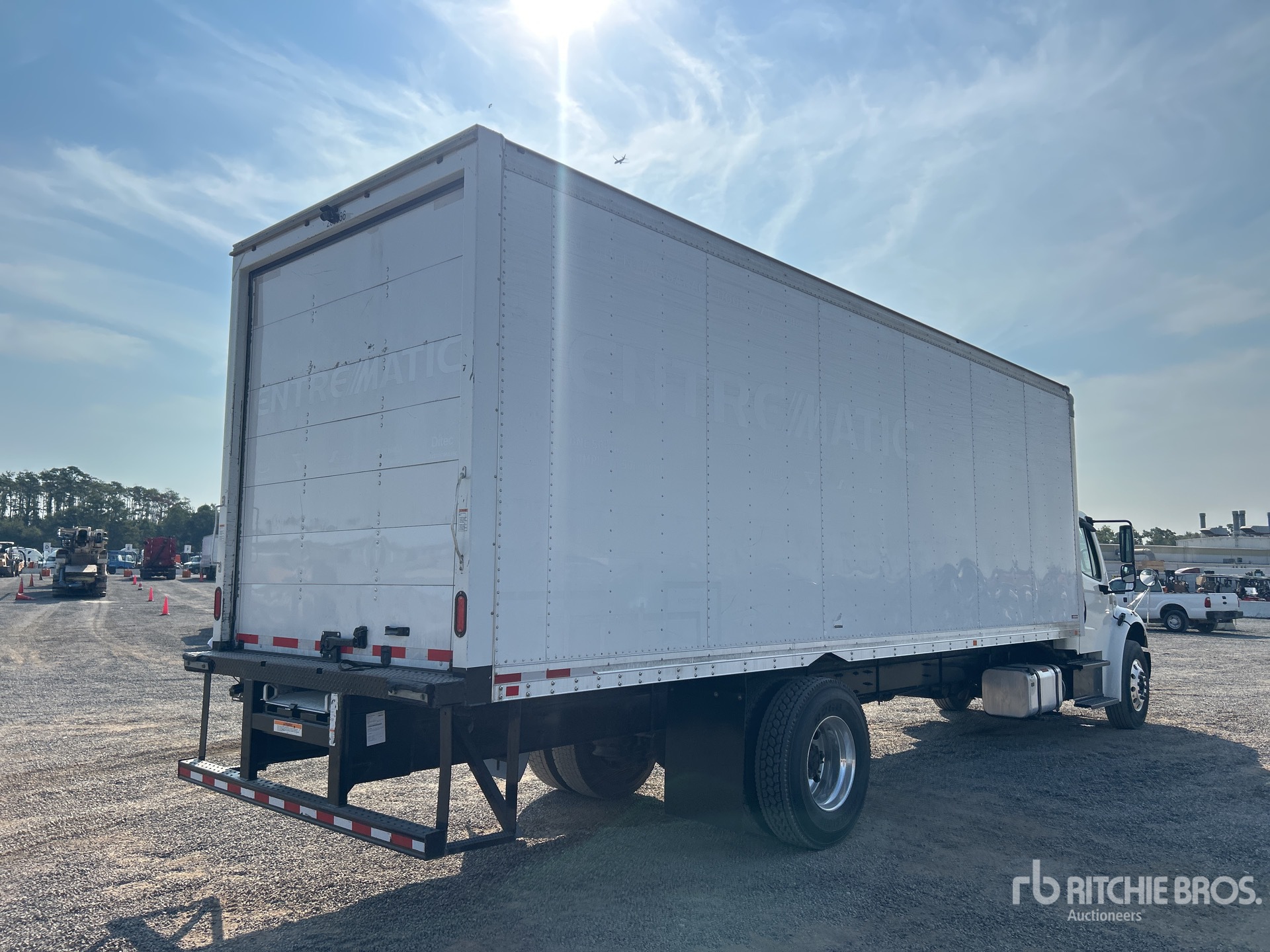 2020 Freightliner M2 106