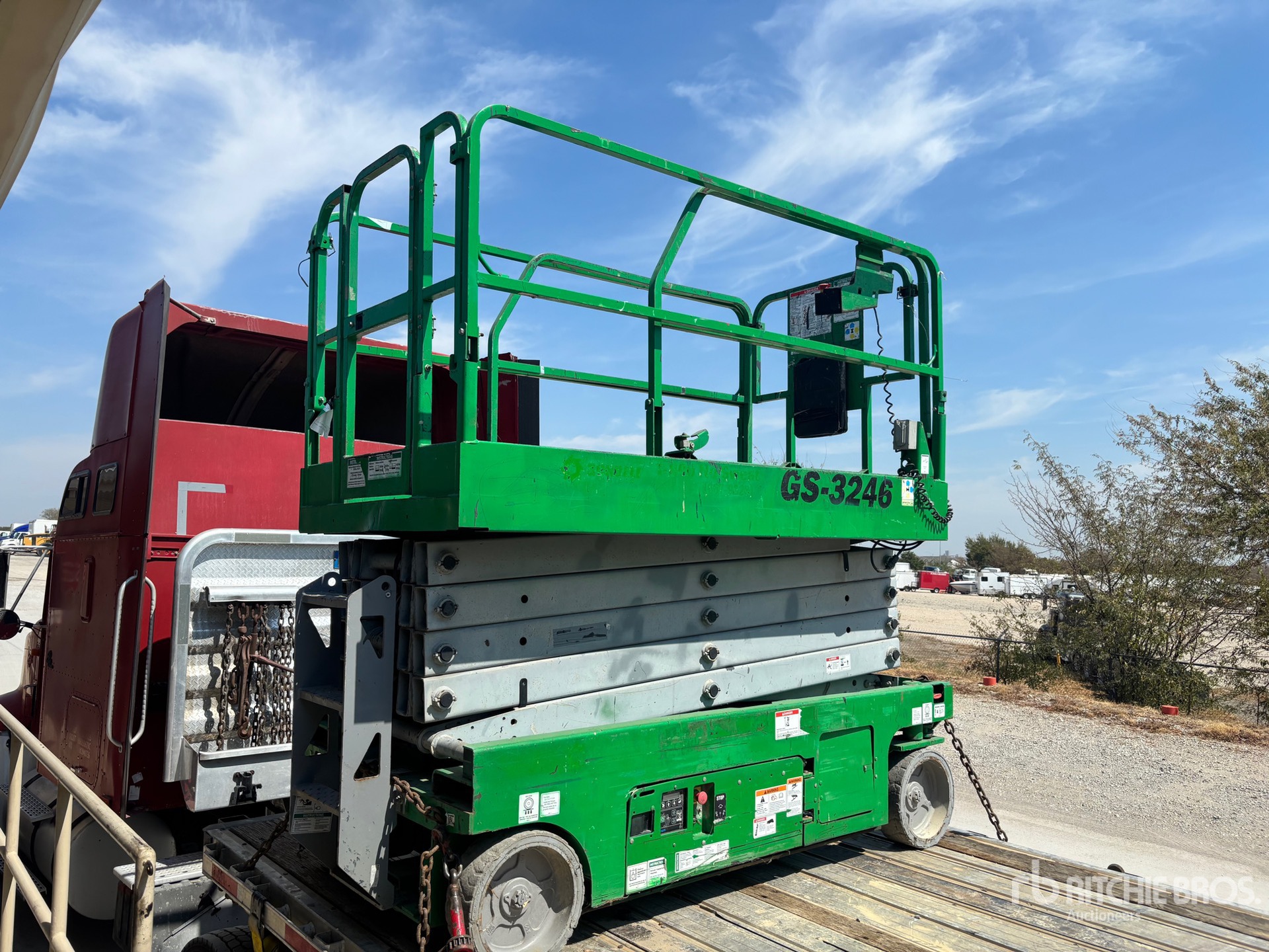 2016 Genie GS-3246