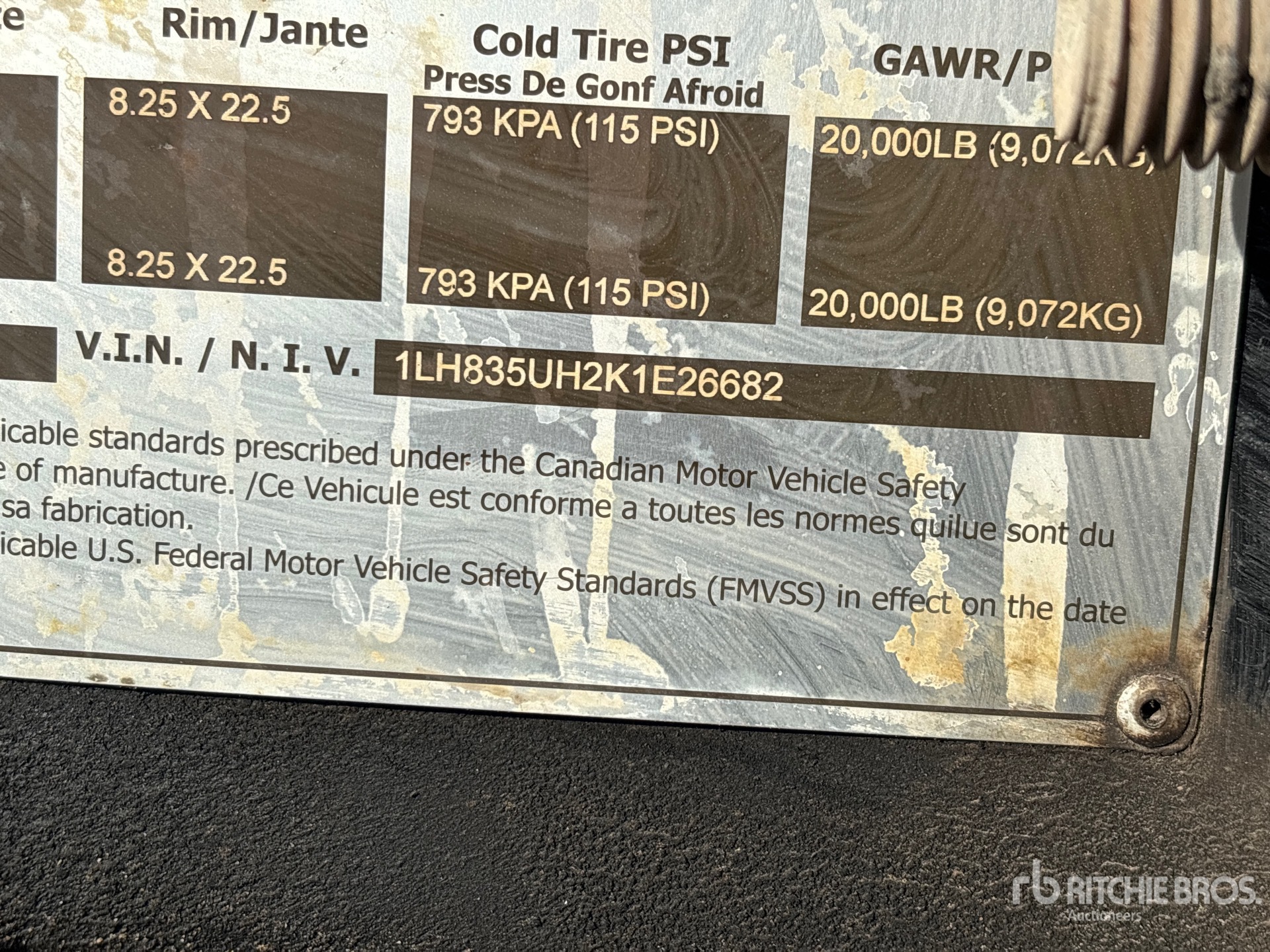 2019 Landoll 835