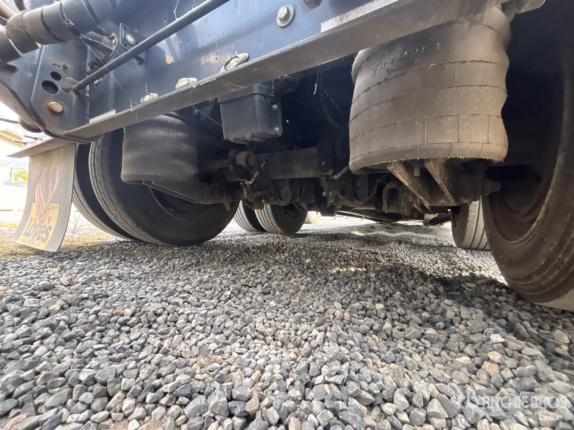 2019 Landoll 835