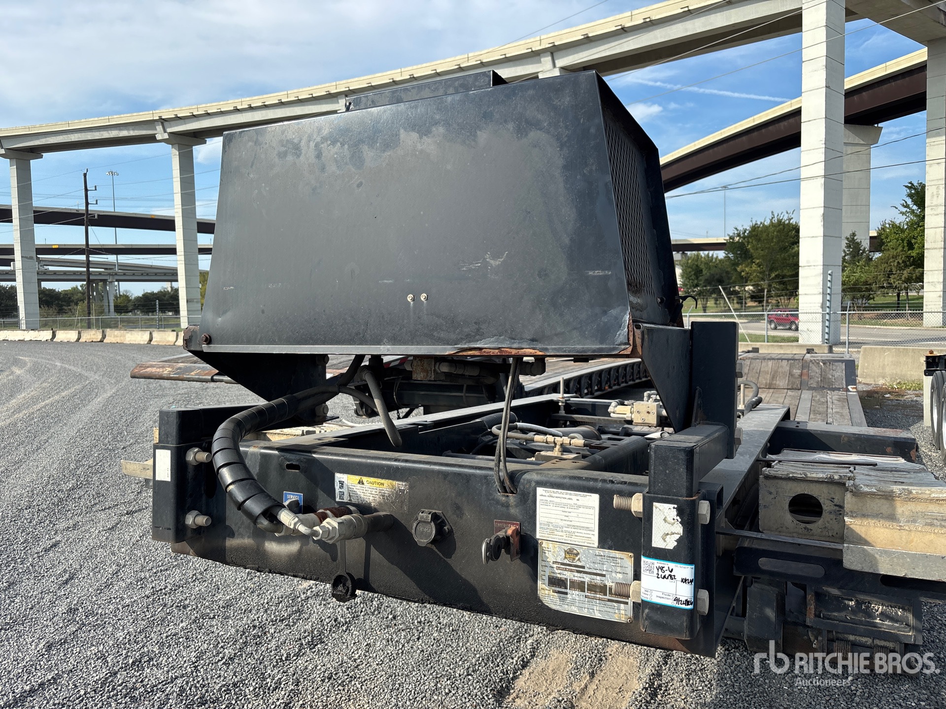 2019 Landoll 835