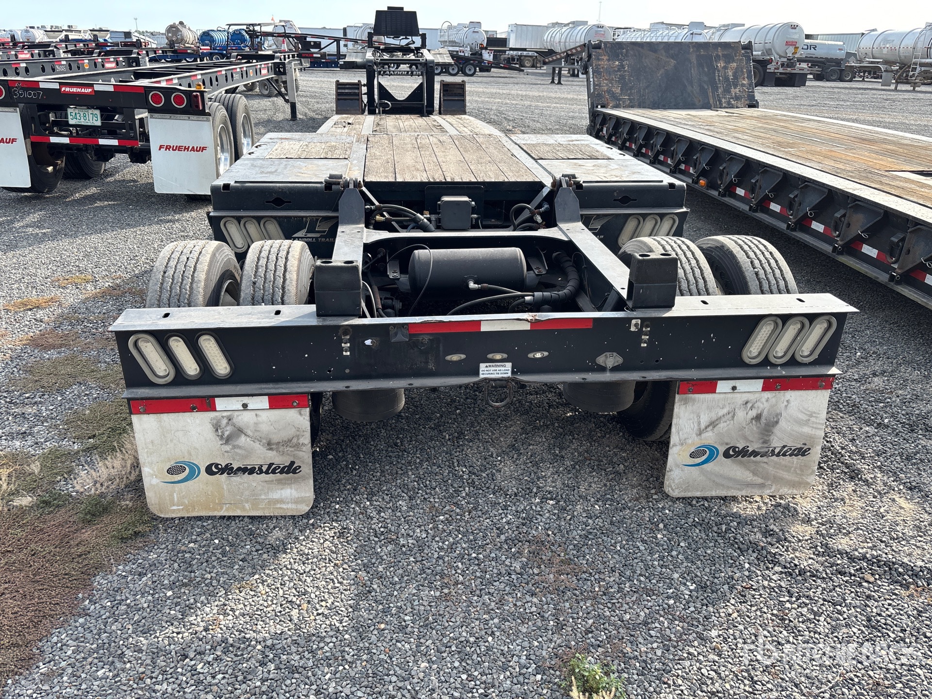 2019 Landoll 835