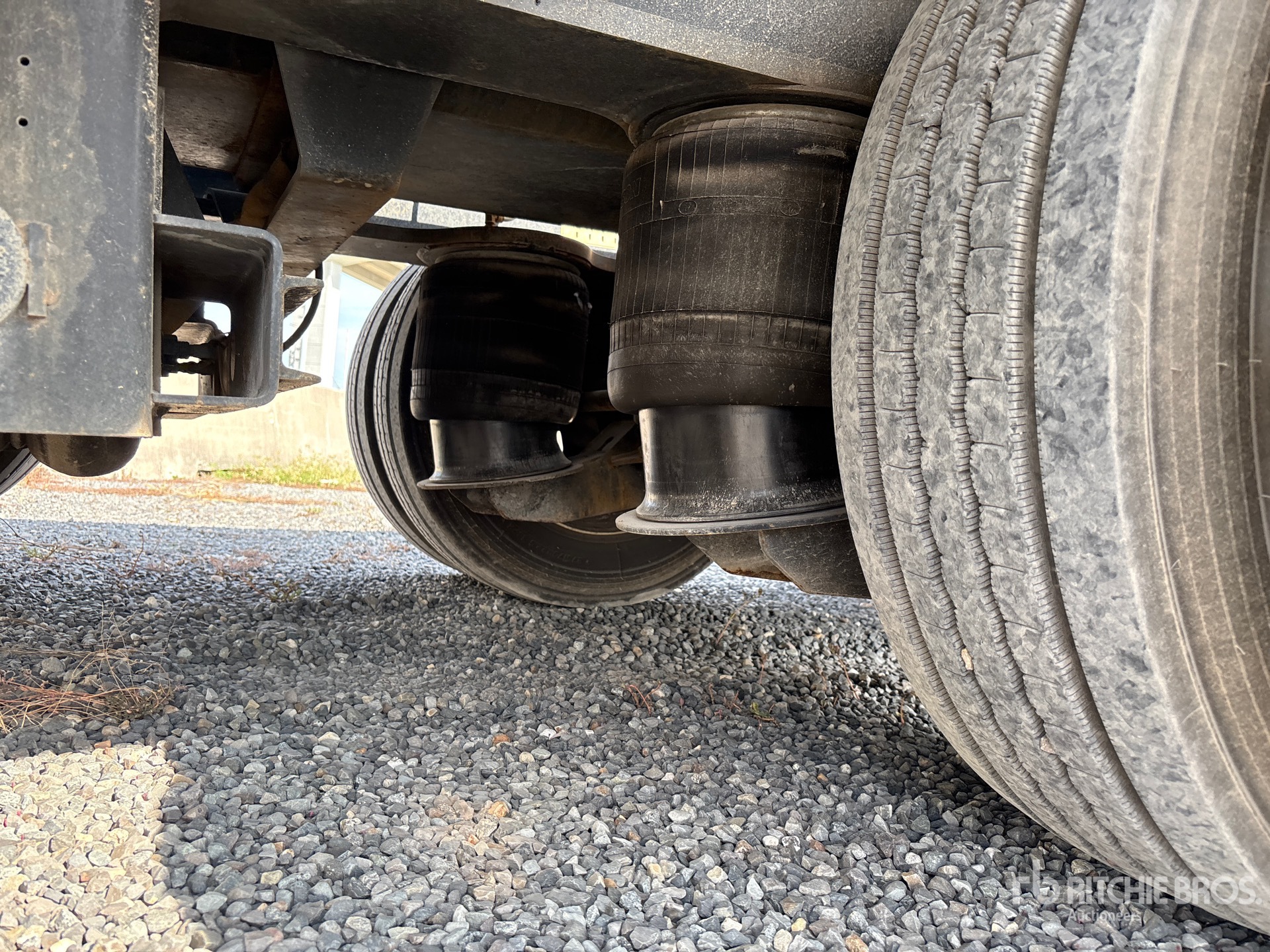 2019 Load King 553