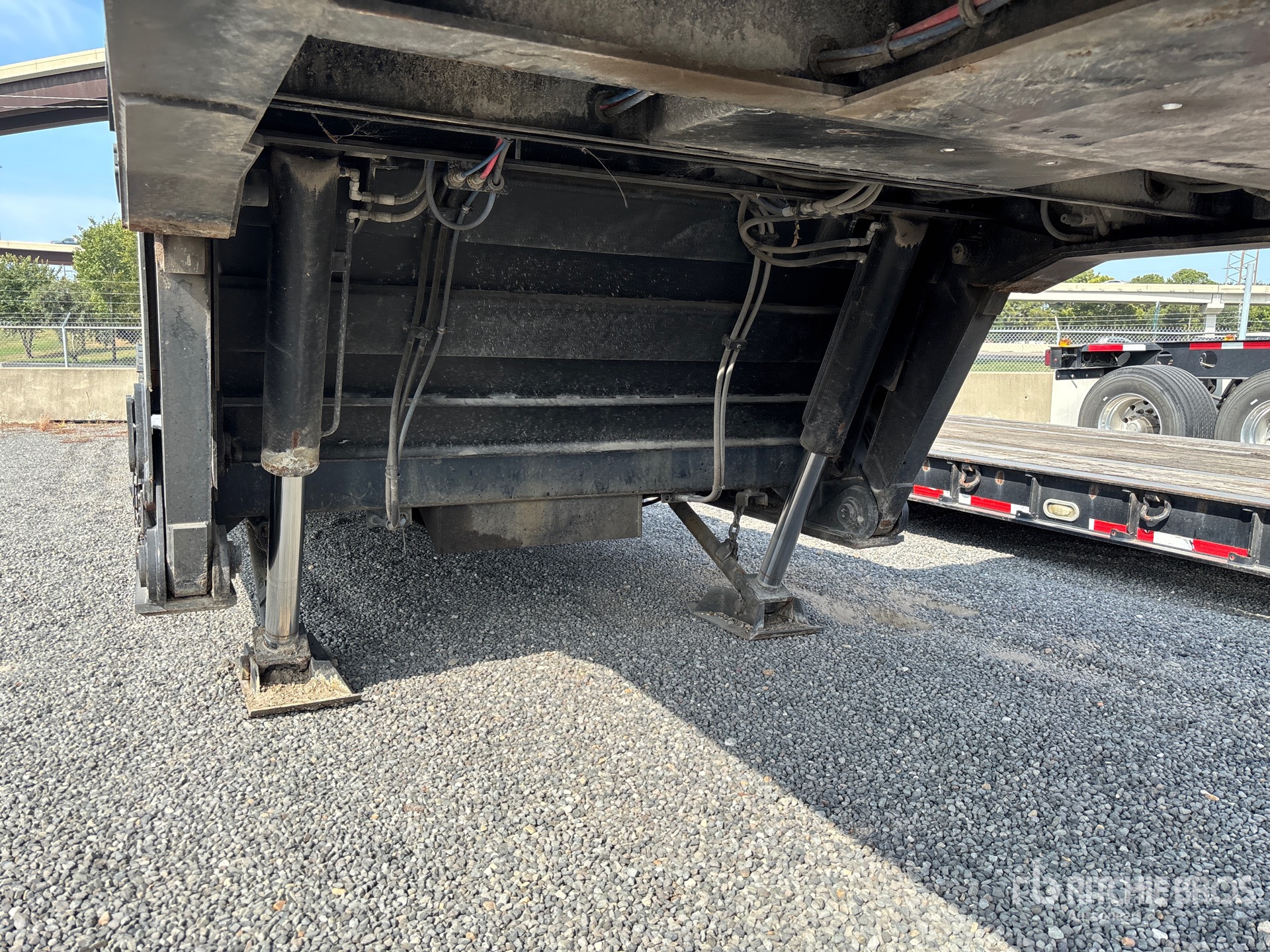 2019 Load King 553