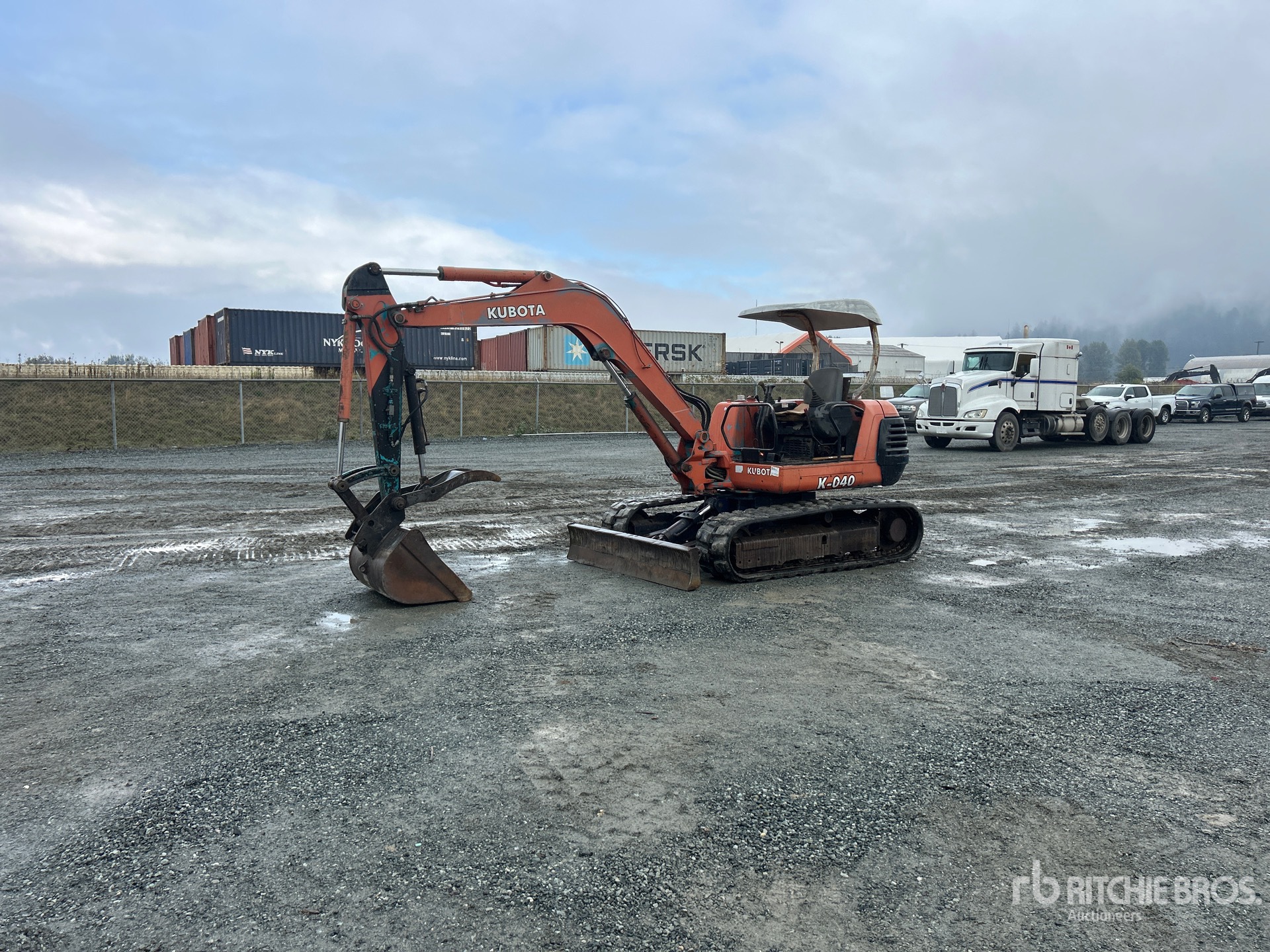 Kubota K-040