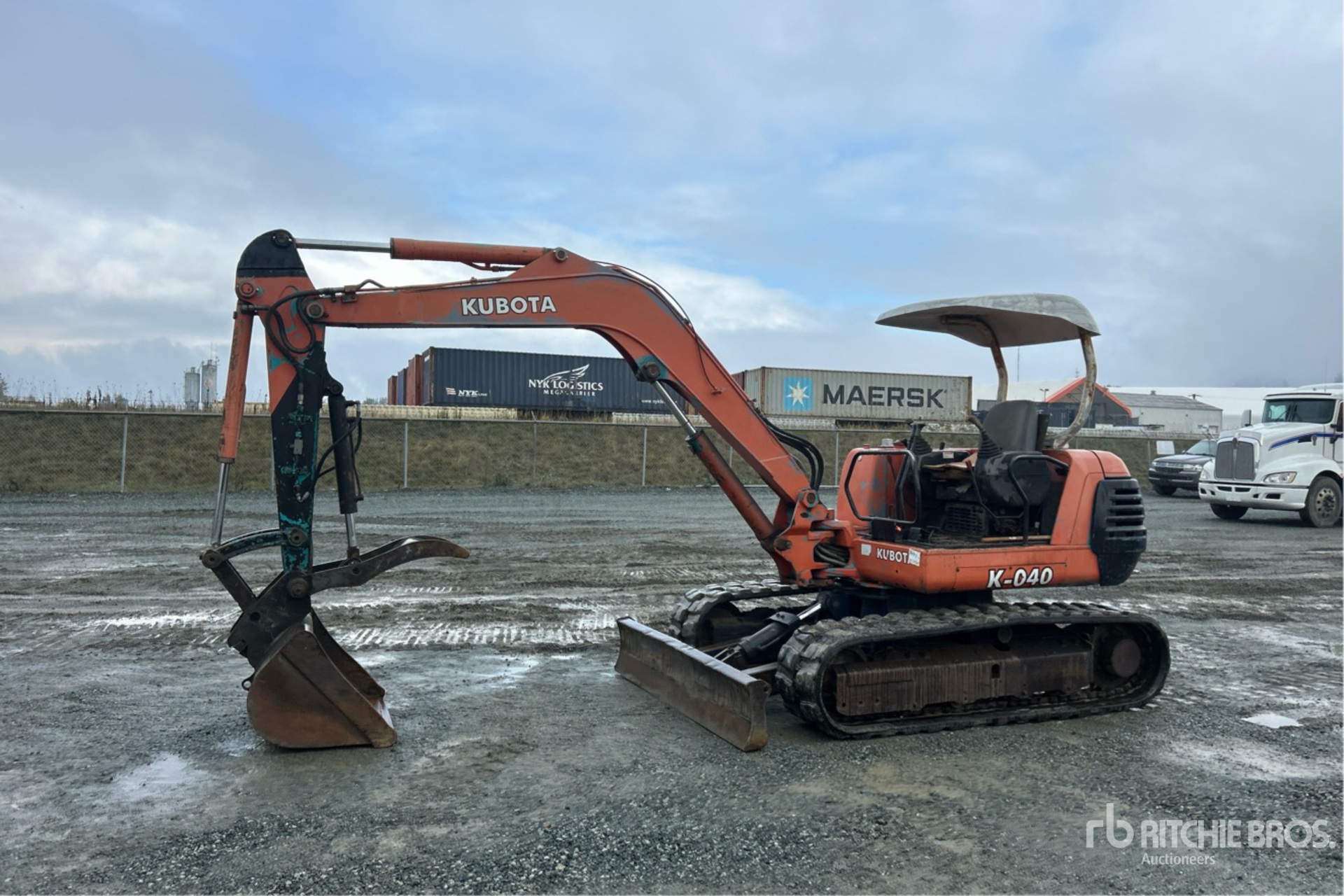 Kubota K-040