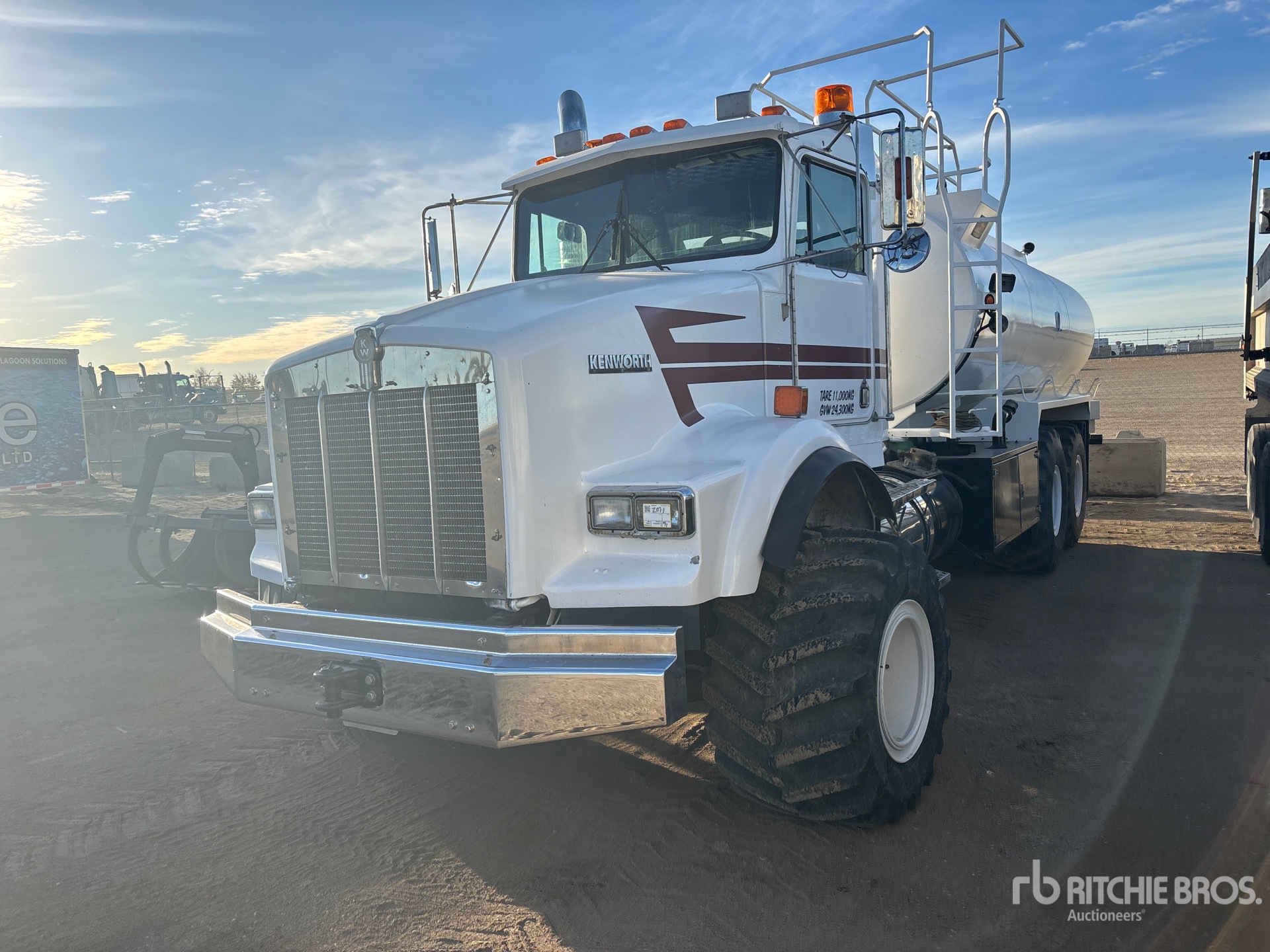 1997 Kenworth T800B