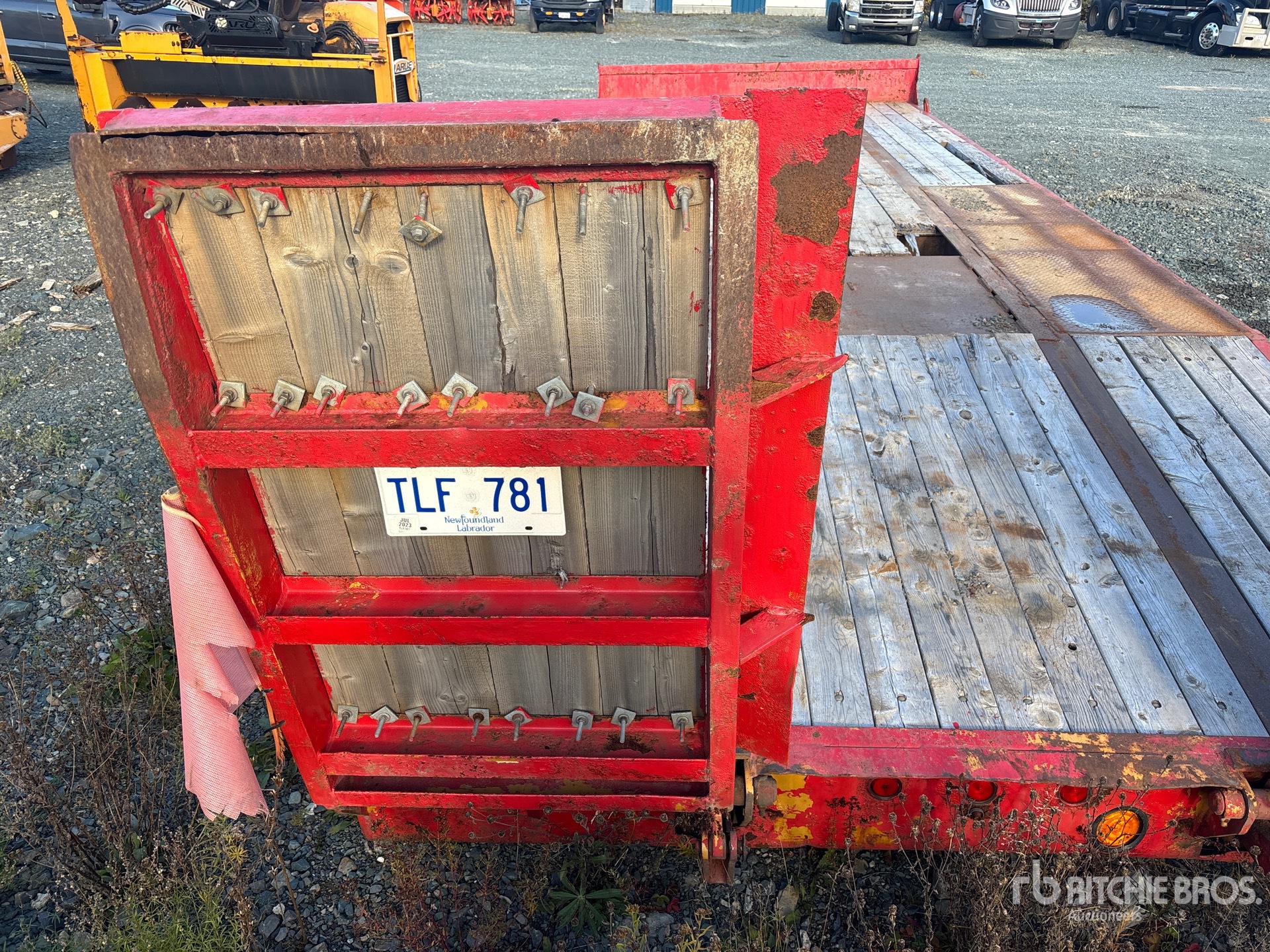 2003 Craig 26 FT T/A