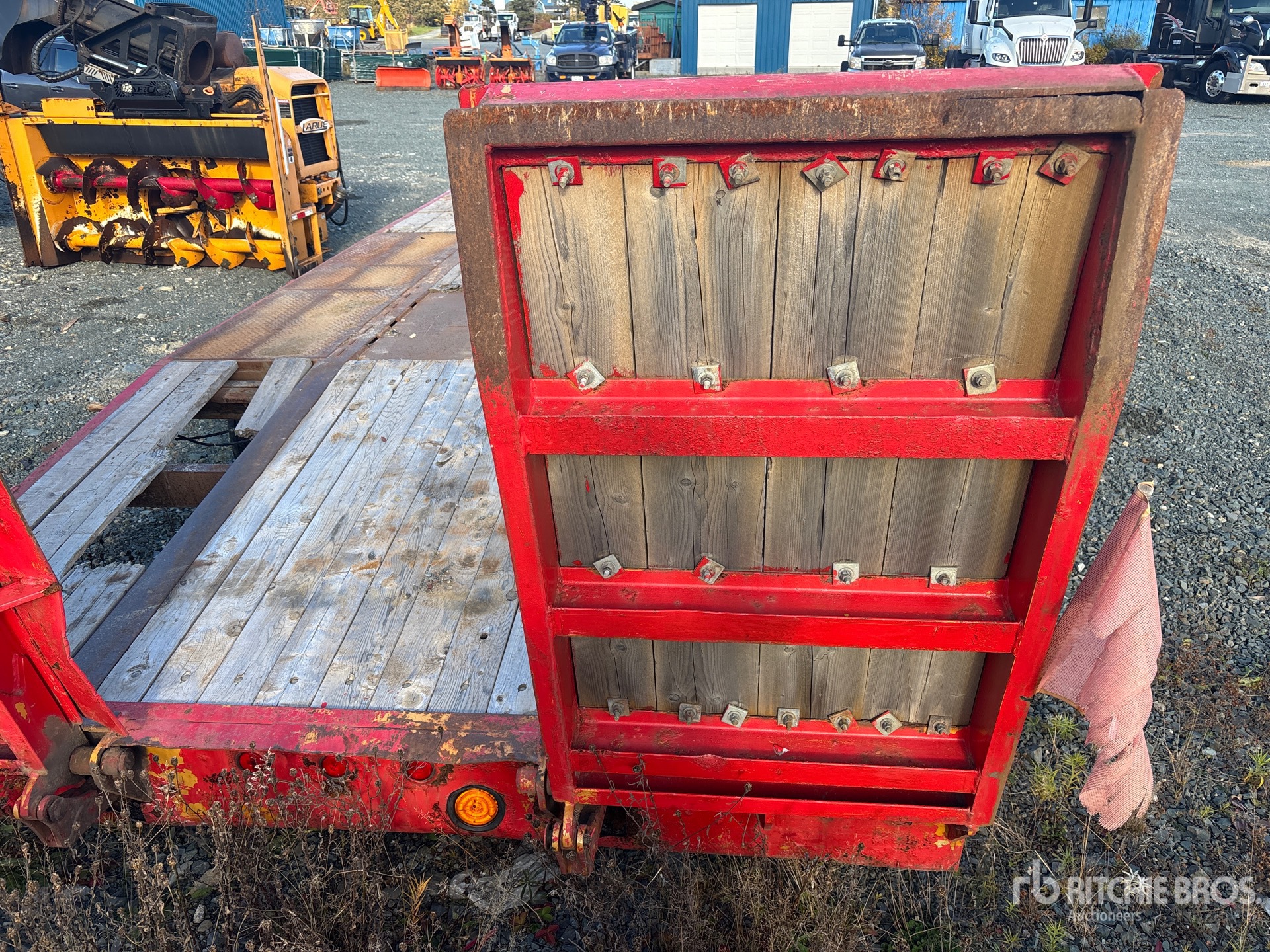 2003 Craig 26 FT T/A