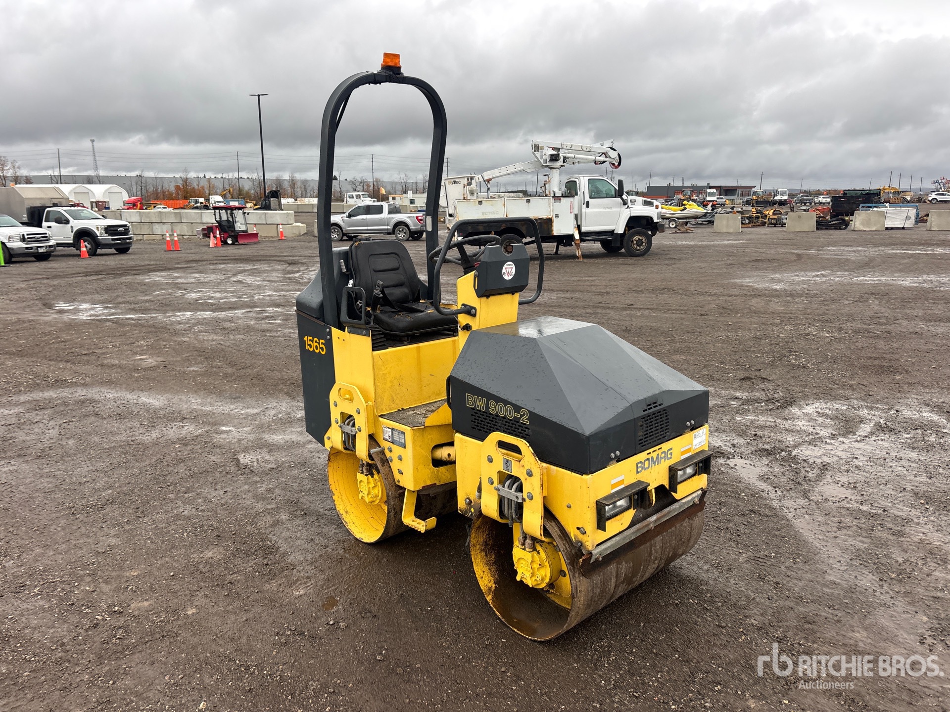 2005 Bomag BW900-2