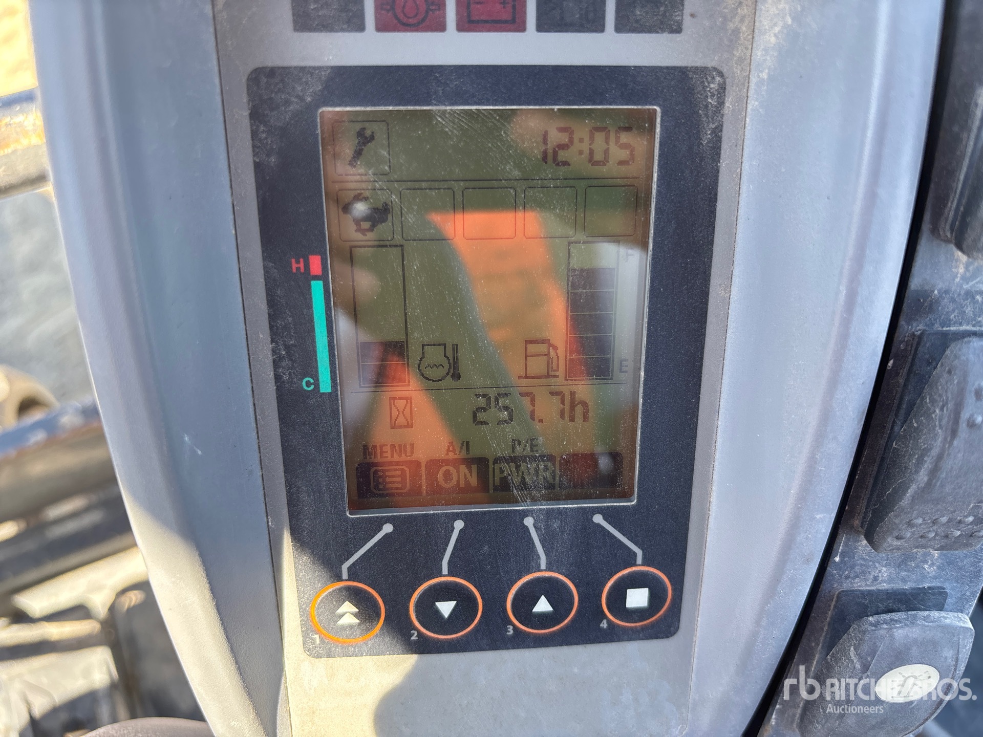 2016 John Deere 50G