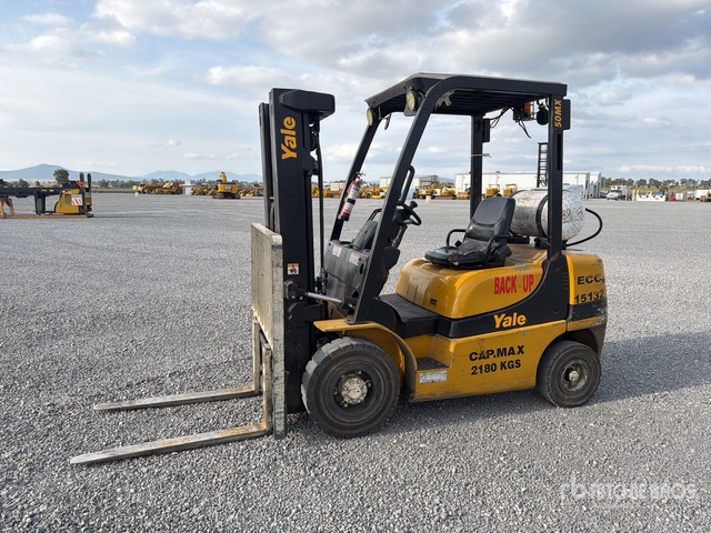 2017 Yale GP050MXNEAE084 Forklift