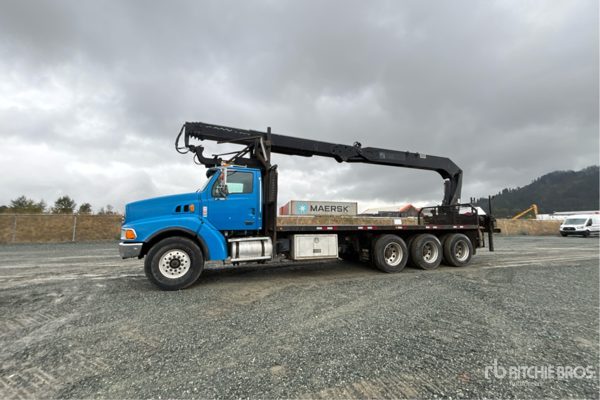 2004 Sterling L9500
